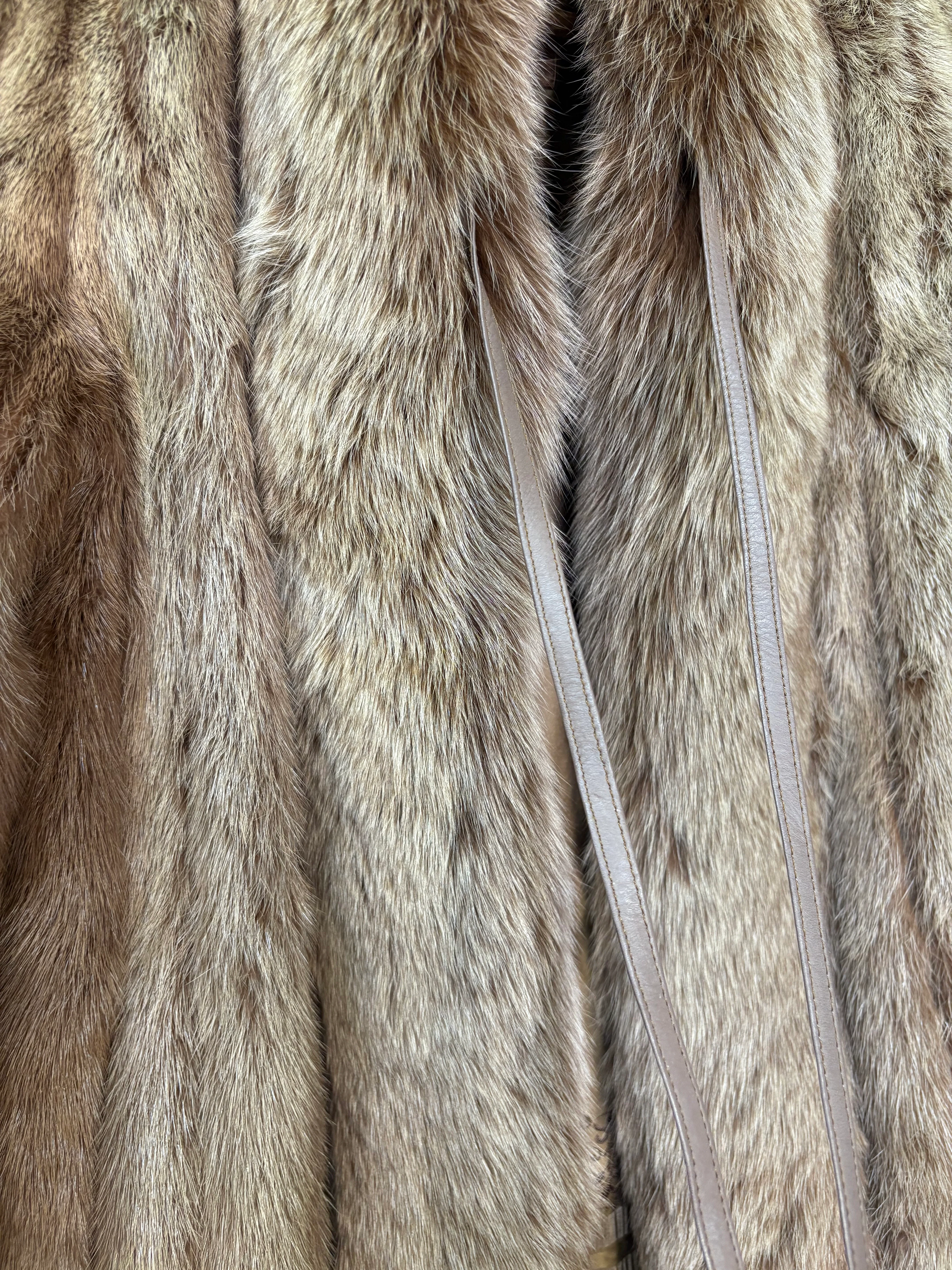 Emba Vintage Light Brown Mink Fur Coat - Image 4