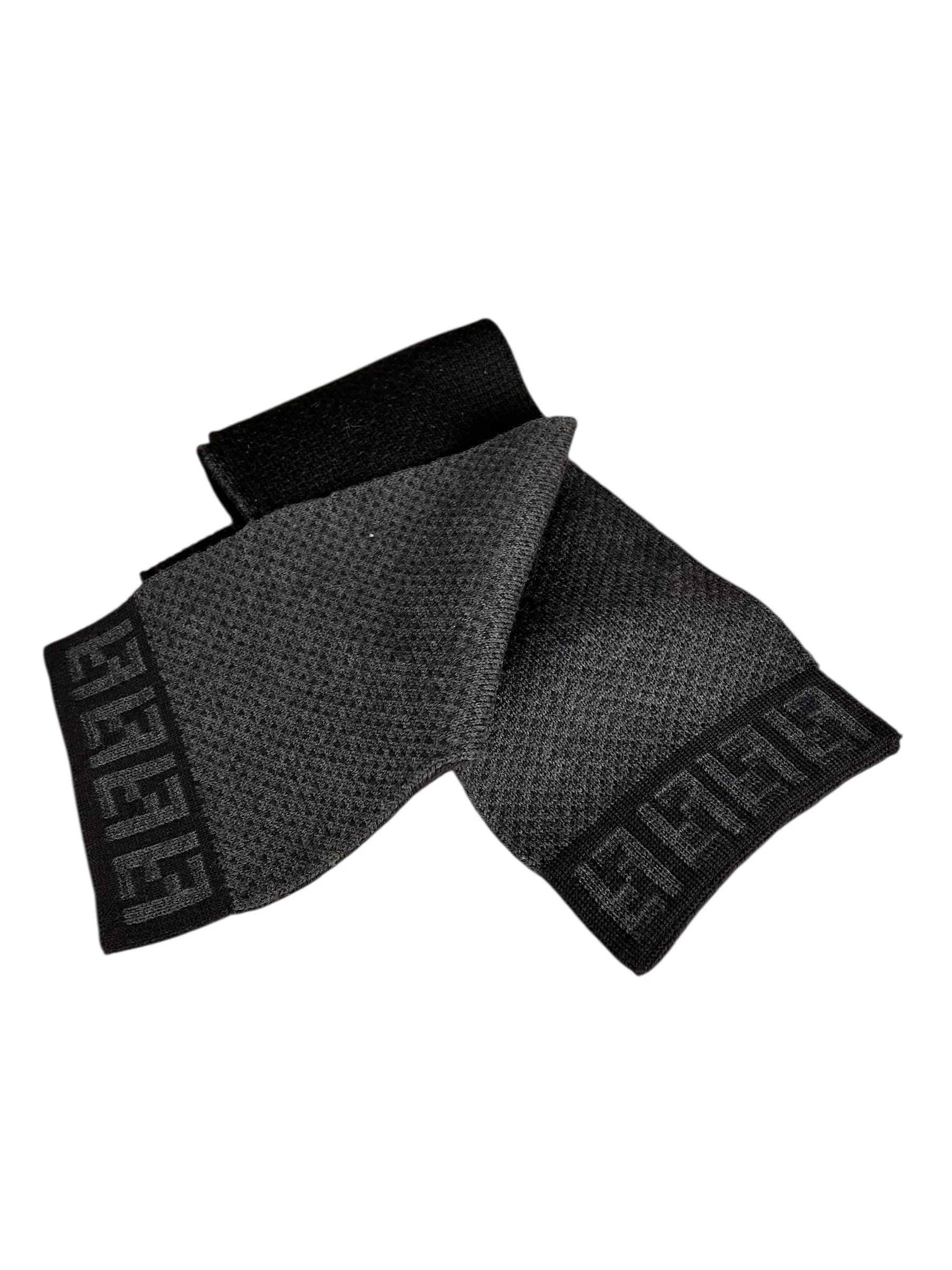 Fendi FF Logo Black Wool Scarf - Image 4