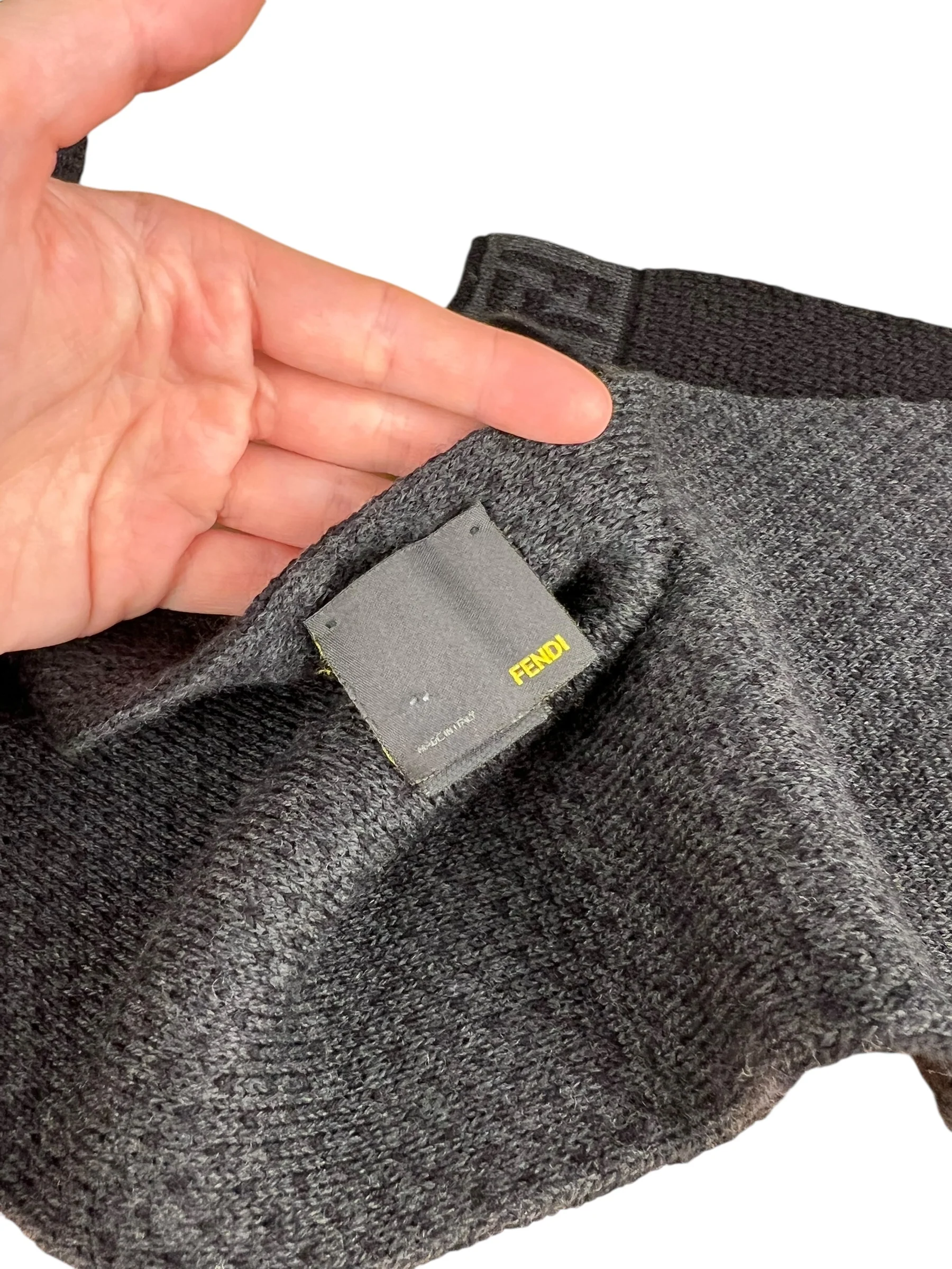 Fendi FF Logo Black Wool Scarf - Image 6