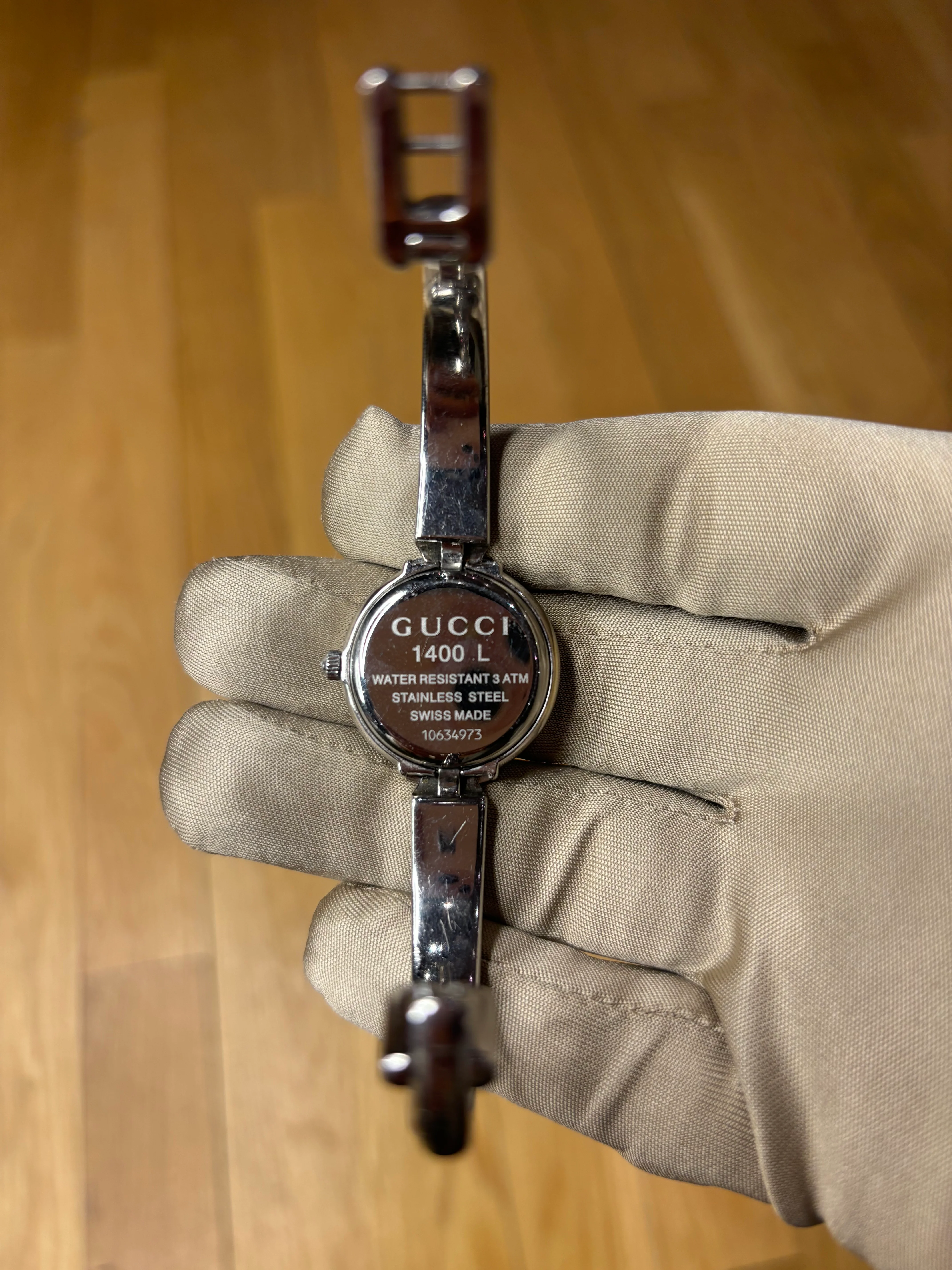 Gucci 1400L Circle Dial Bangle Band - Image 7
