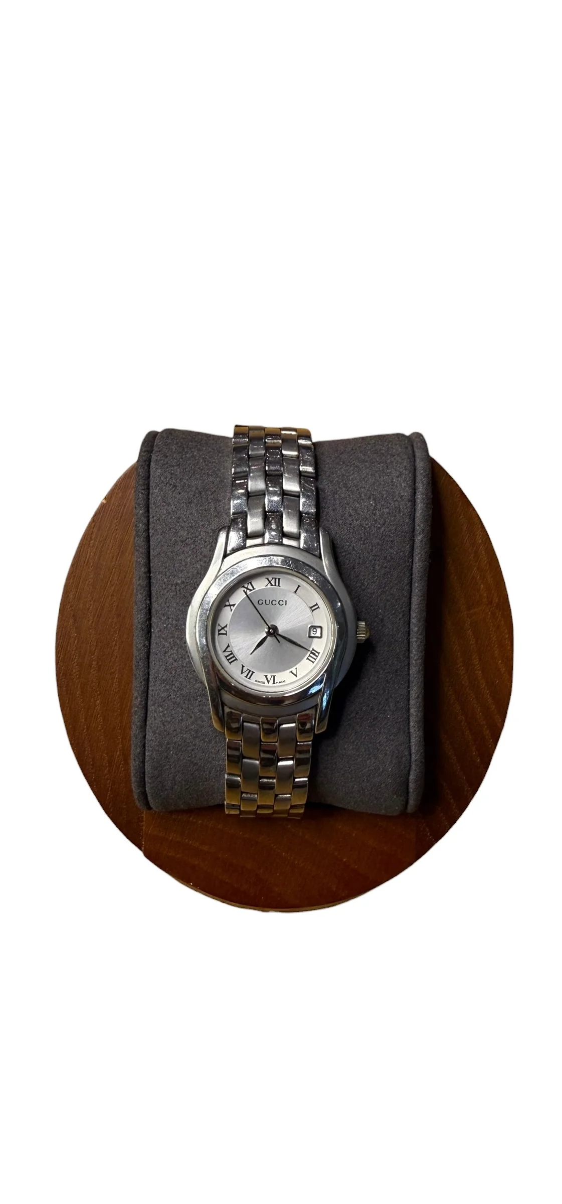 Gucci 5500L Silver Roman Dial - Image 2