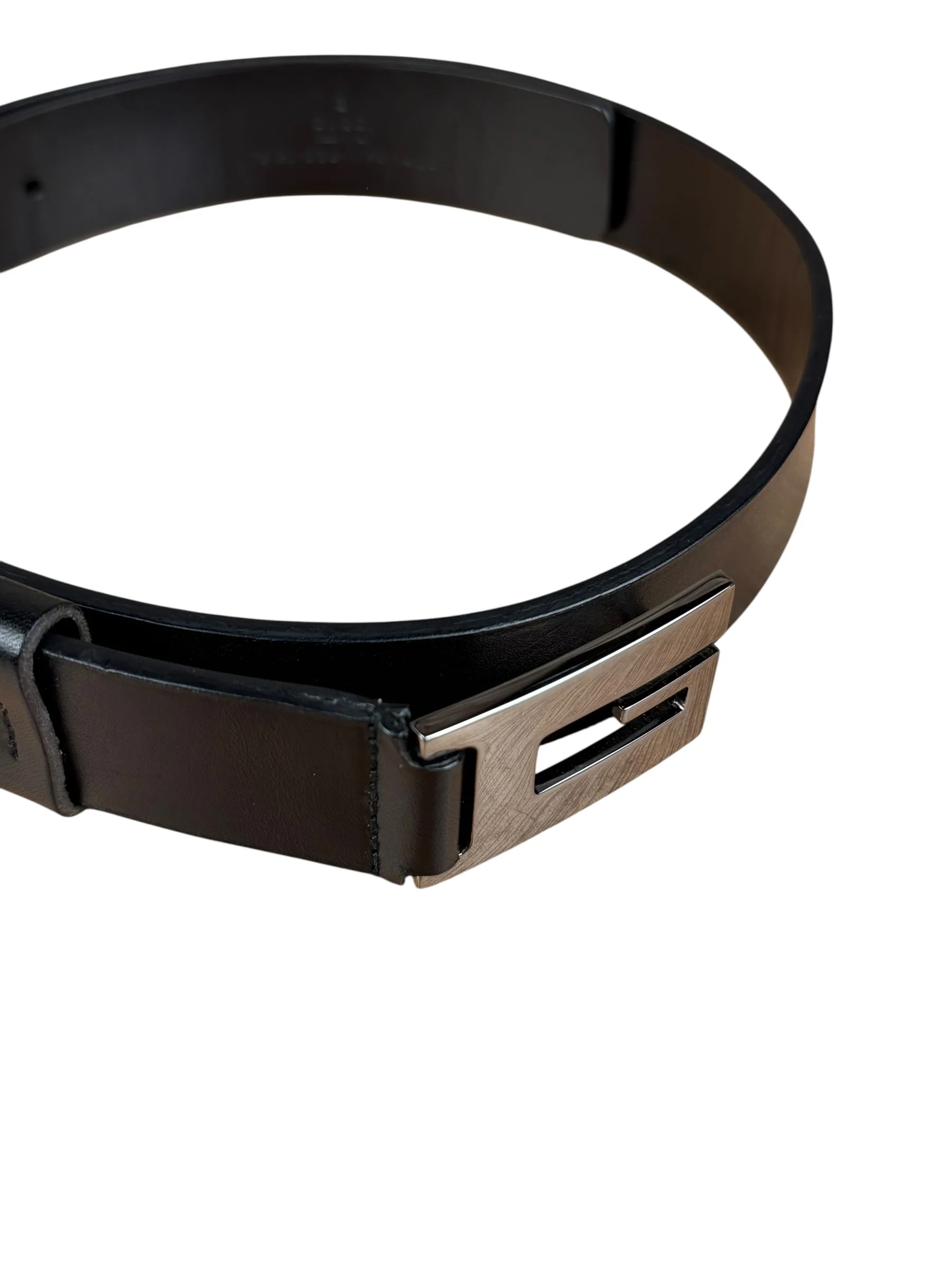 Gucci Black Leather G Buckle Belt - Image 11