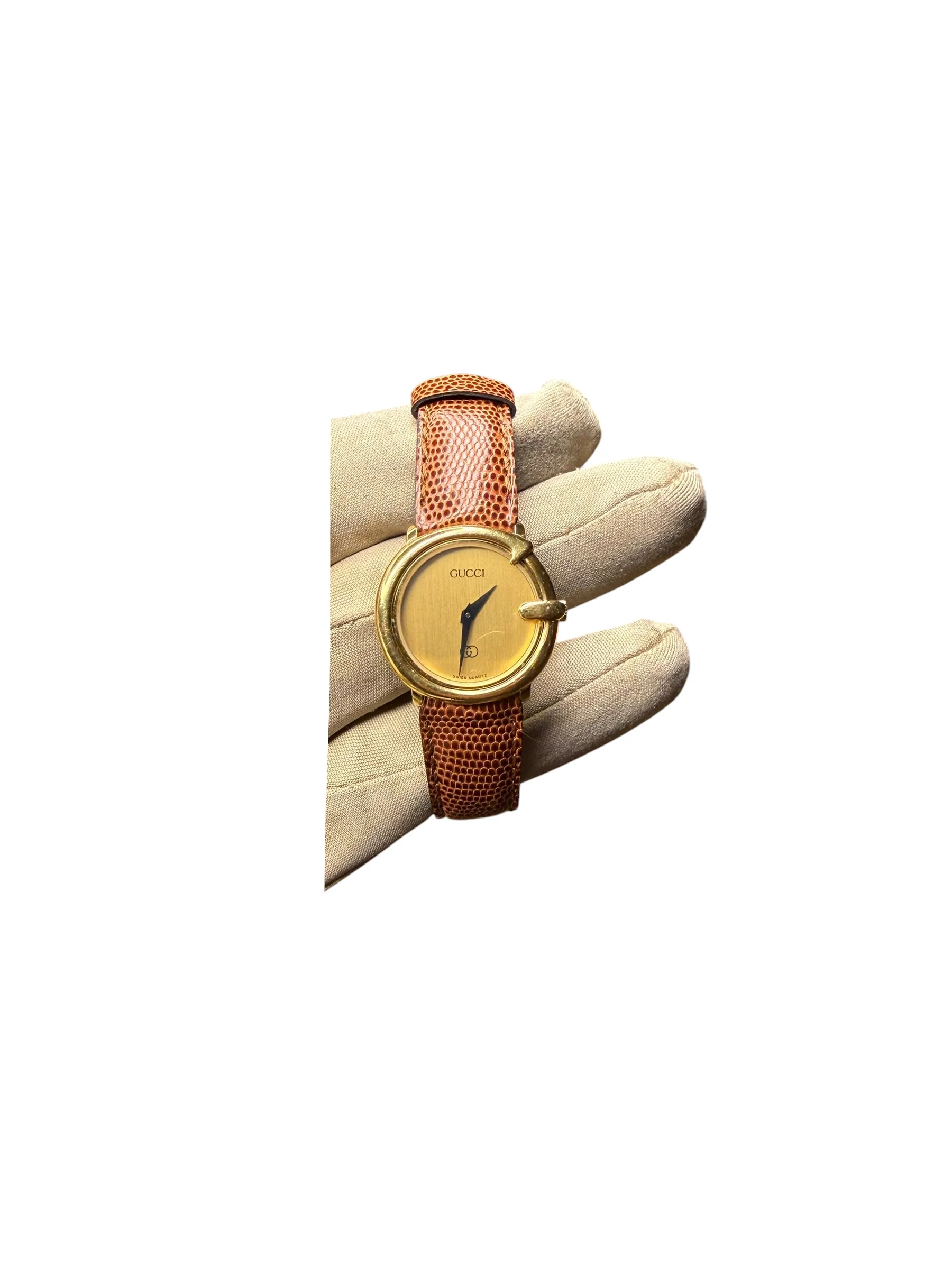 Gucci Champagne Round Dial Brown Strap - Image 3