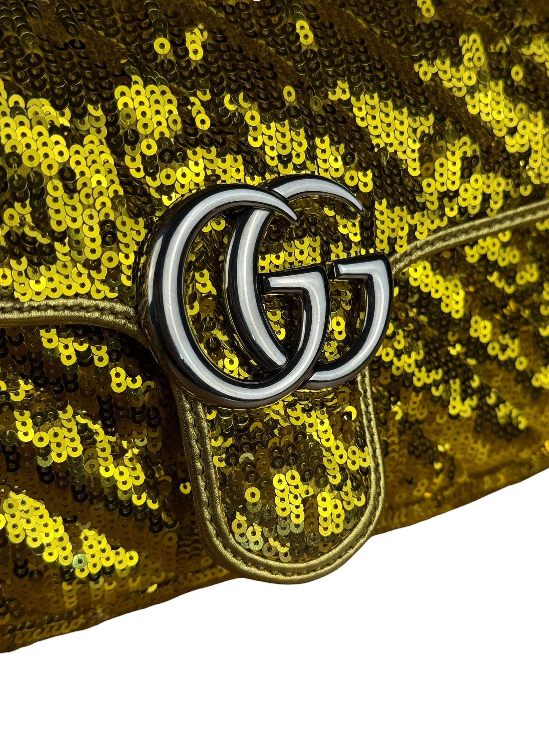 Gucci GG Marmont Gold Sequin Chain Shoulder Bag - Image 3