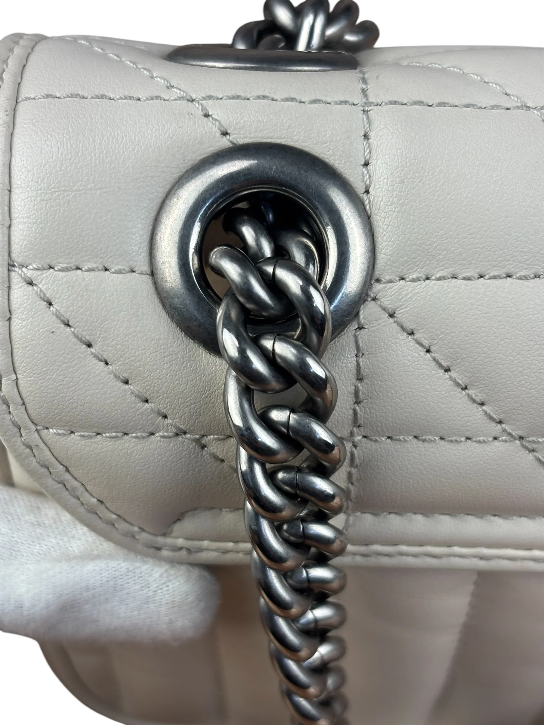 Gucci GG Marmont White Matelasse Bag - Image 23