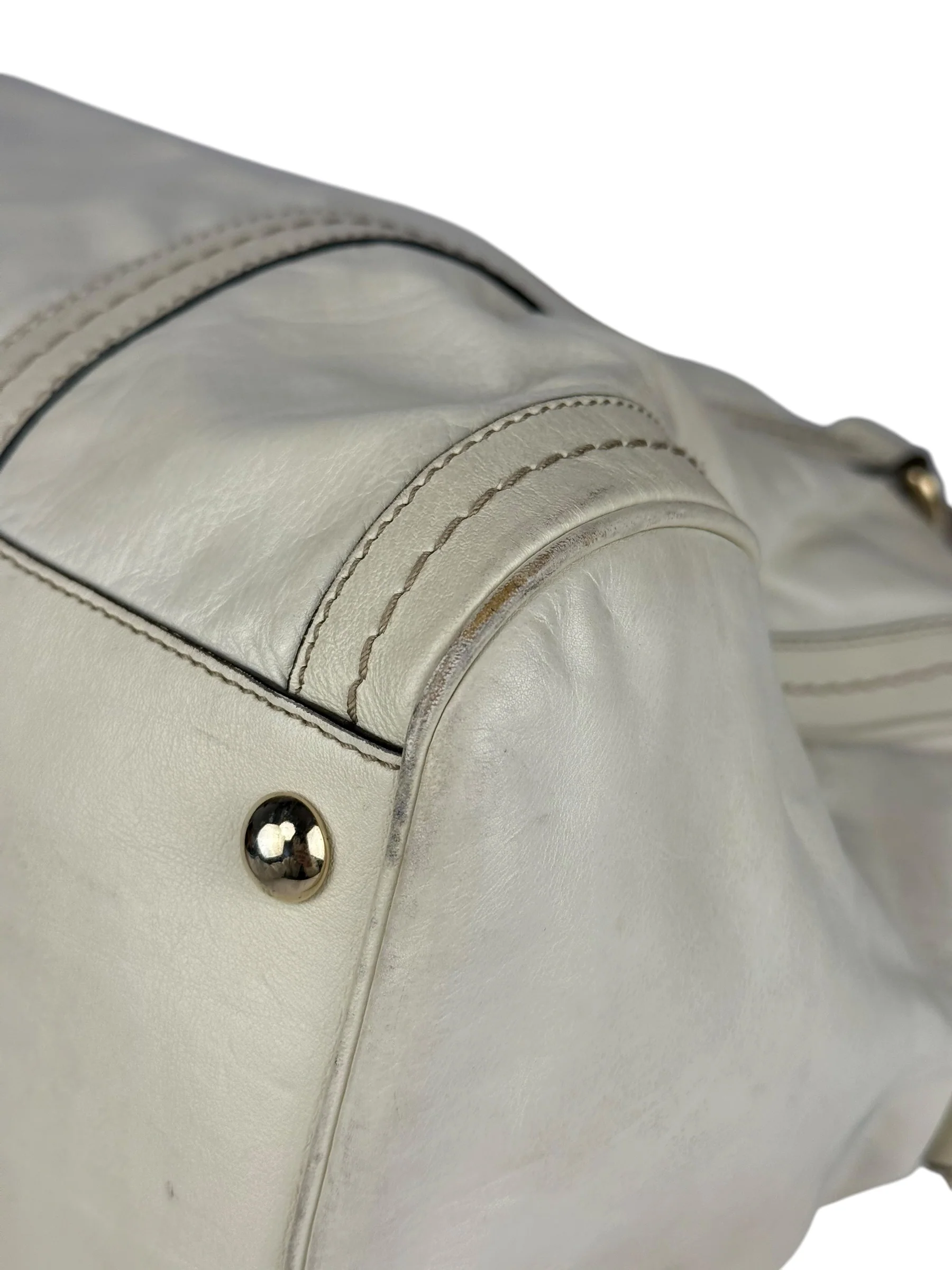 Gucci Ivory Leather Vintage Duchessa Boston Handbag - Image 18