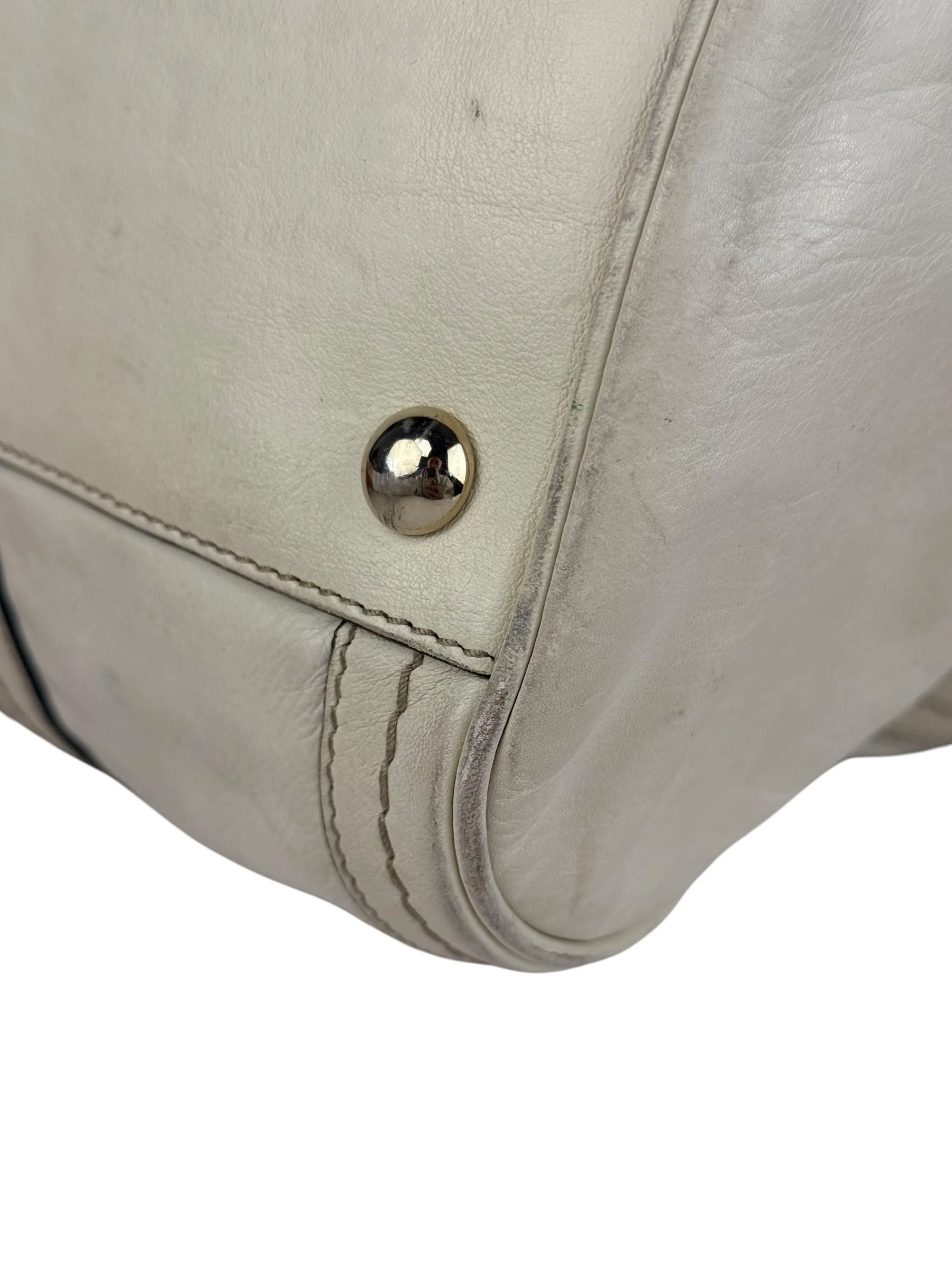 Gucci Ivory Leather Vintage Duchessa Boston Handbag - Image 19