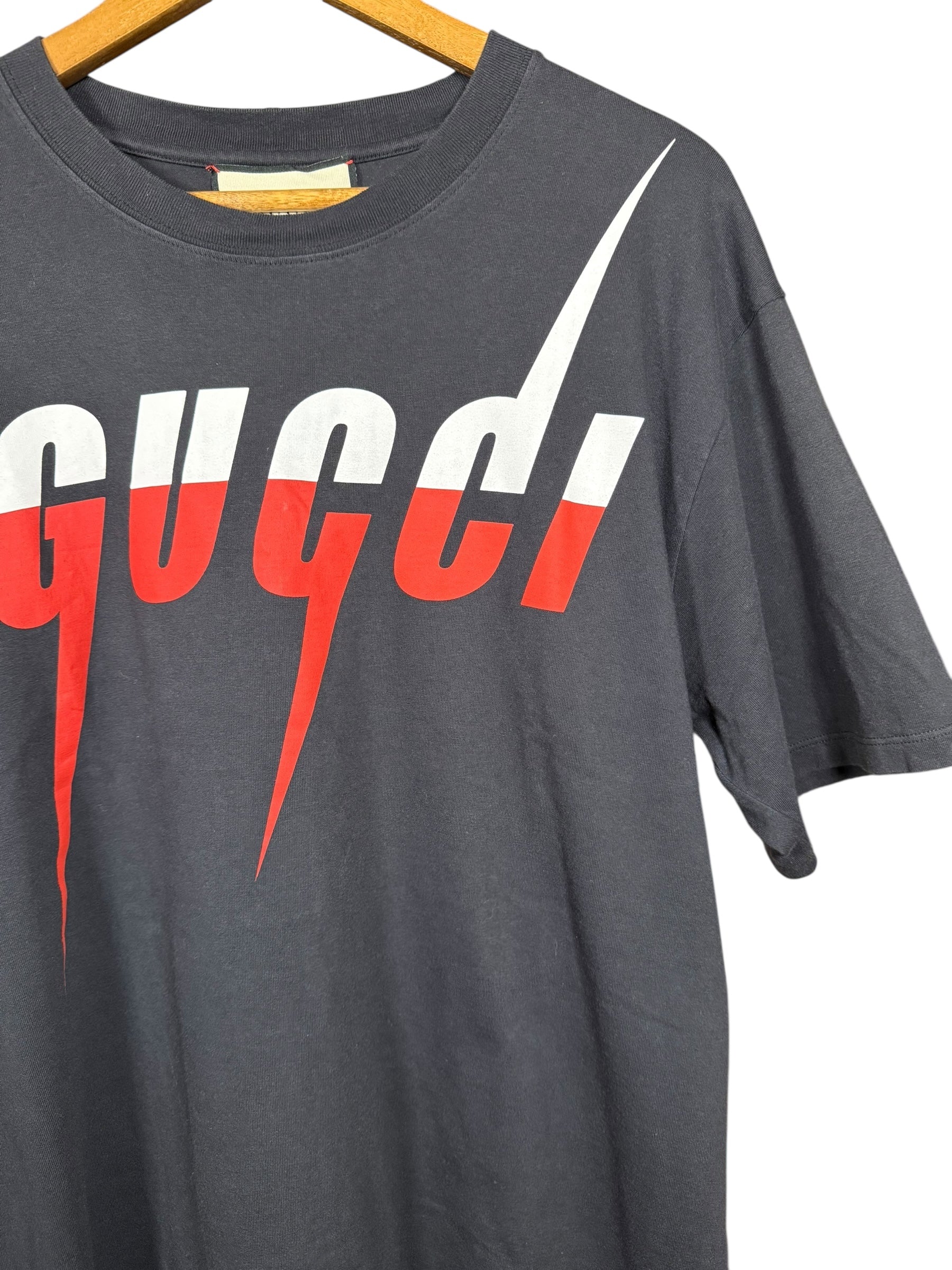 Gucci Split Logo Black Tee - Image 3
