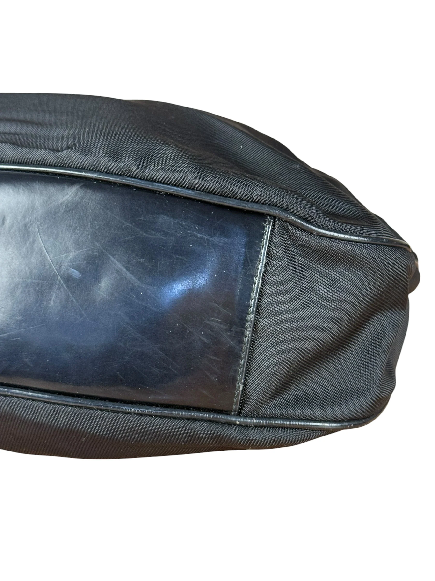 Gucci Vintage Black Canvas Bamboo Handle Bag - Image 9