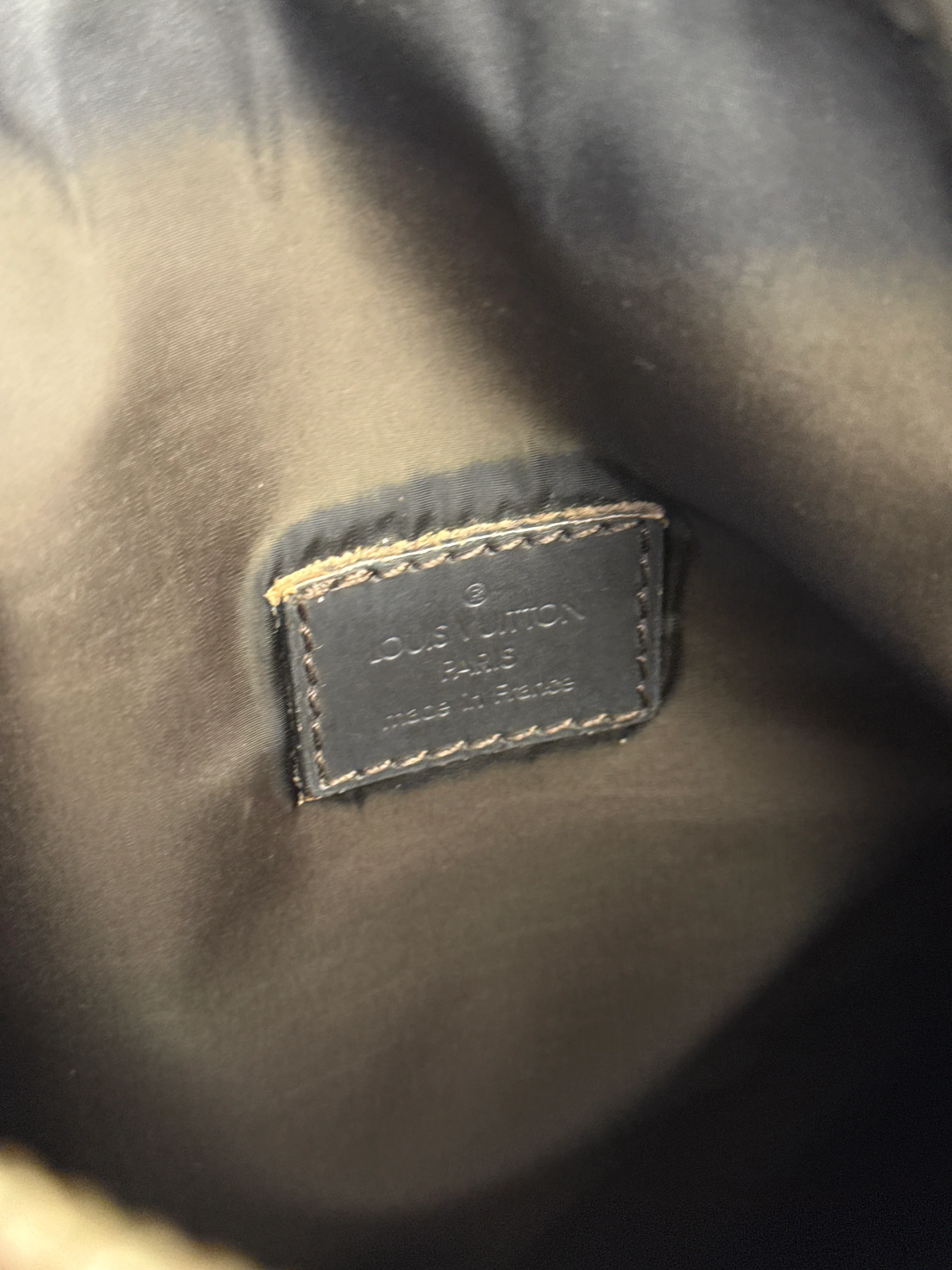 Louis Vuitton Black Damier Geant Vintage Crossbody - Image 19