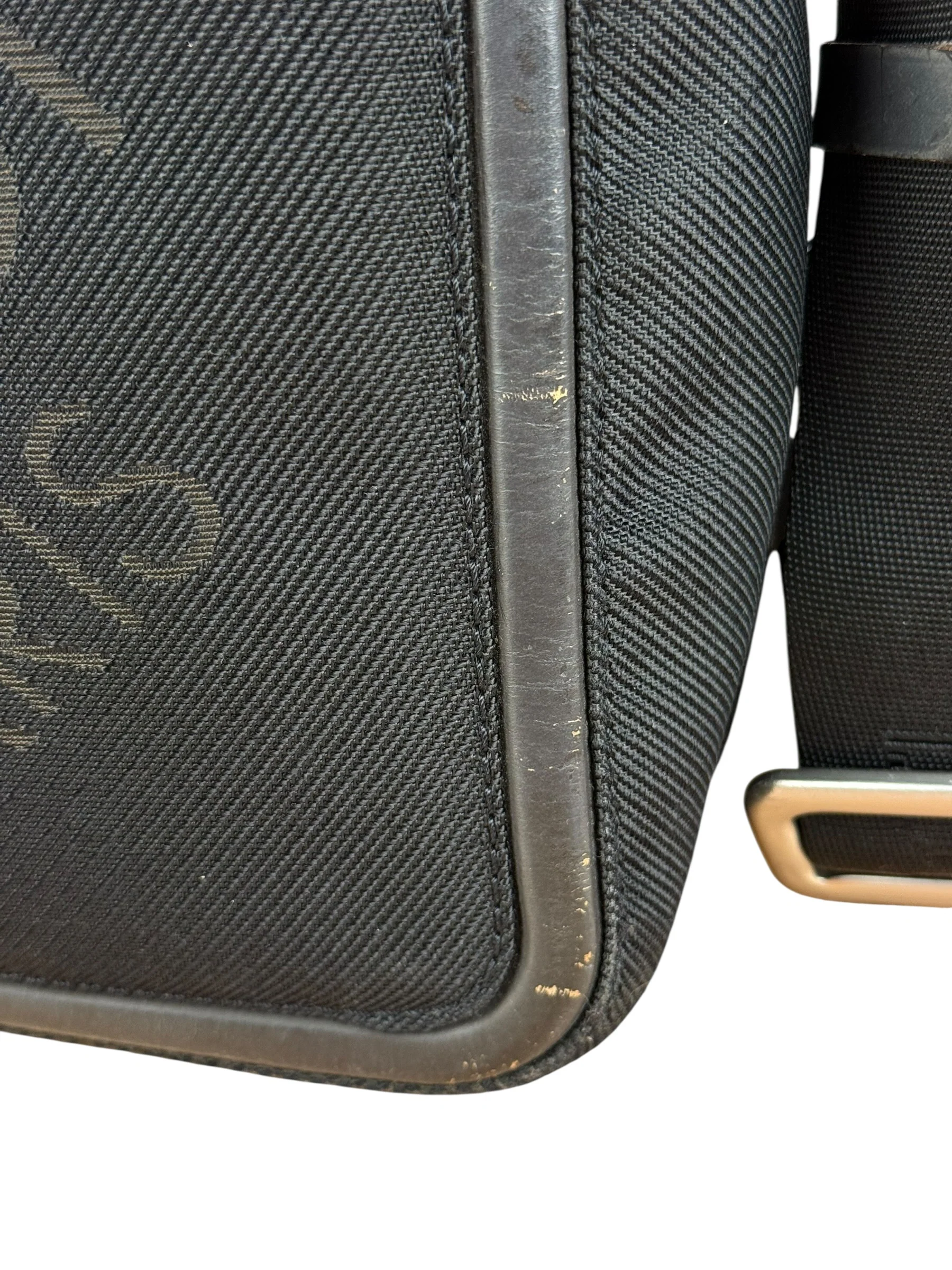 Louis Vuitton Black Damier Geant Vintage Crossbody - Image 6