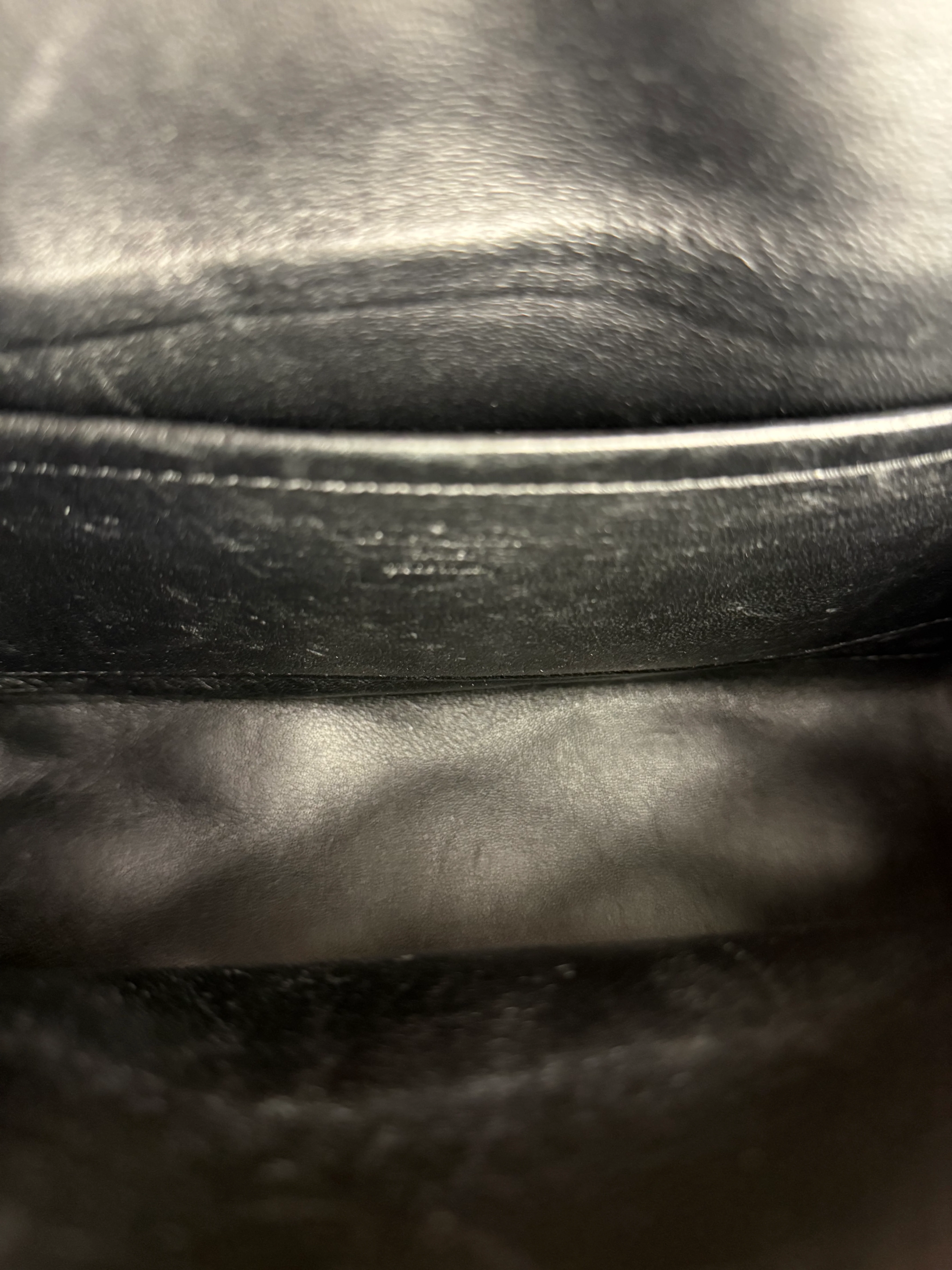 Louis Vuitton Black Malletage Quilted Shoulder Bag - Image 21
