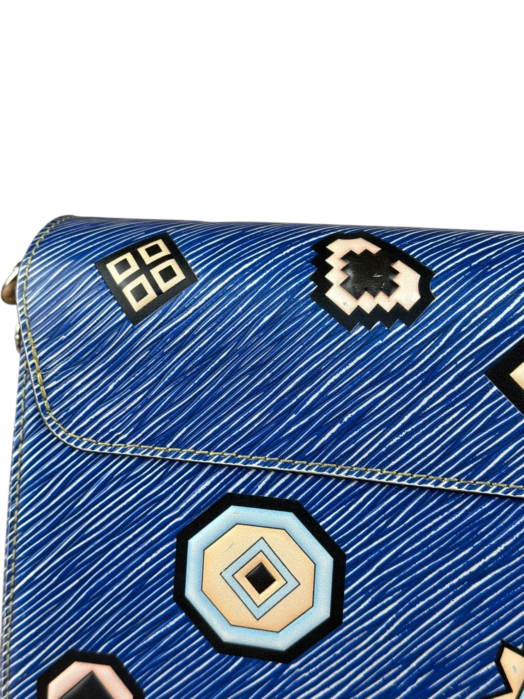 Louis Vuitton Blue Aztec Epi Leather Twist MM Bag - Image 11