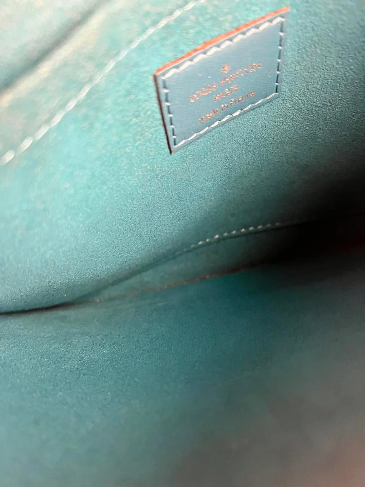 Louis Vuitton Blue Epi Neverfull MM - Image 15