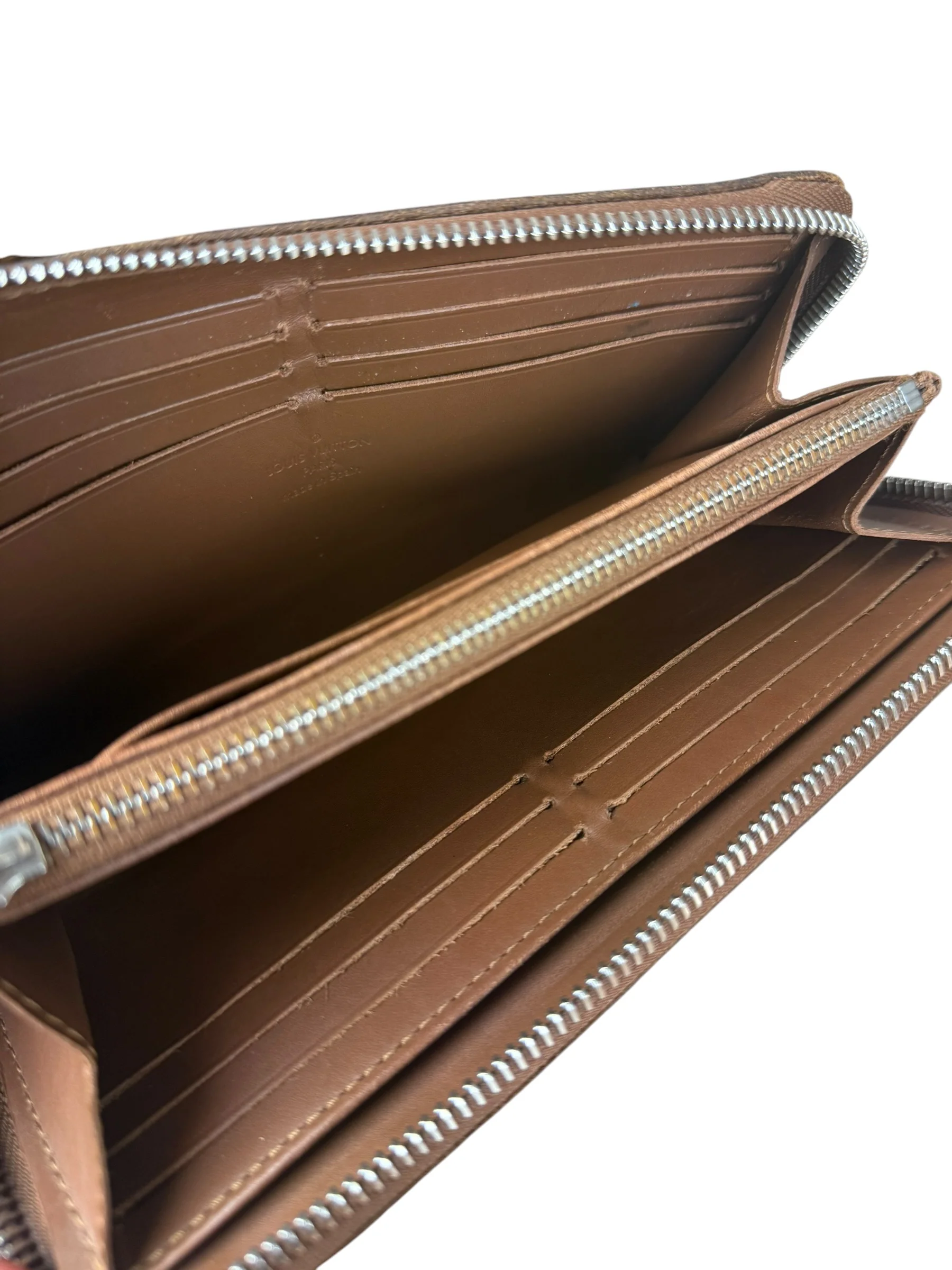 Louis Vuitton Brown Leather Suhali Zippy Wallet - Image 9