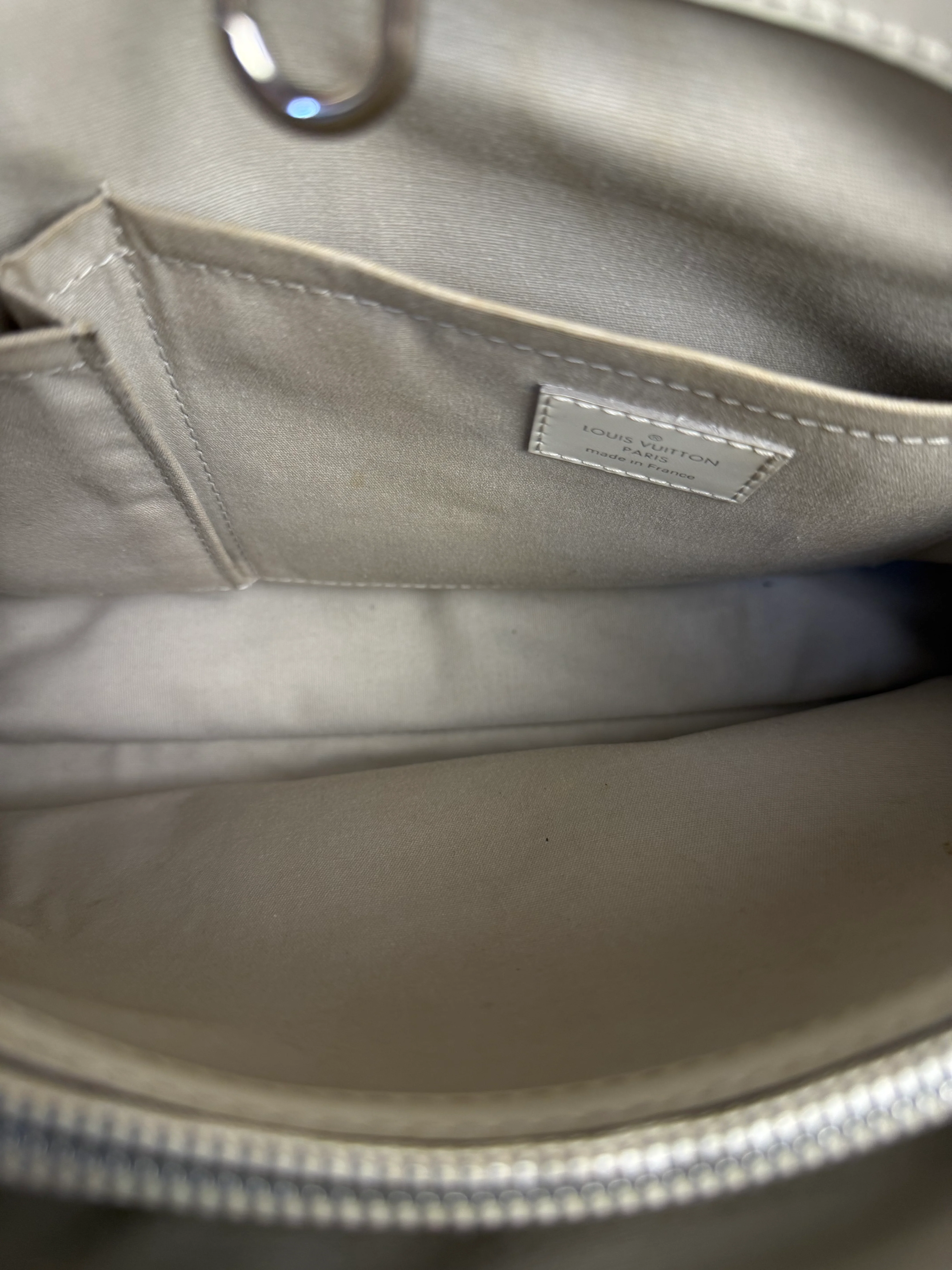 Louis Vuitton White Epi Passy Bag - Image 26