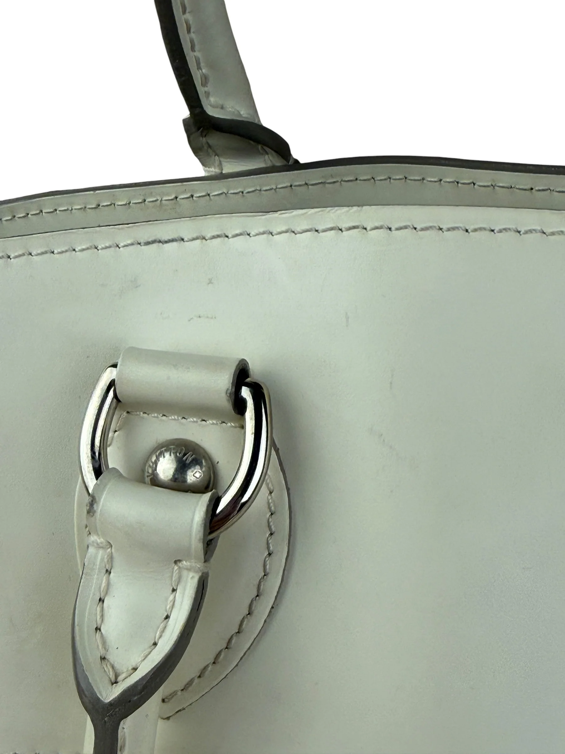 Louis Vuitton White Epi Passy Bag - Image 4