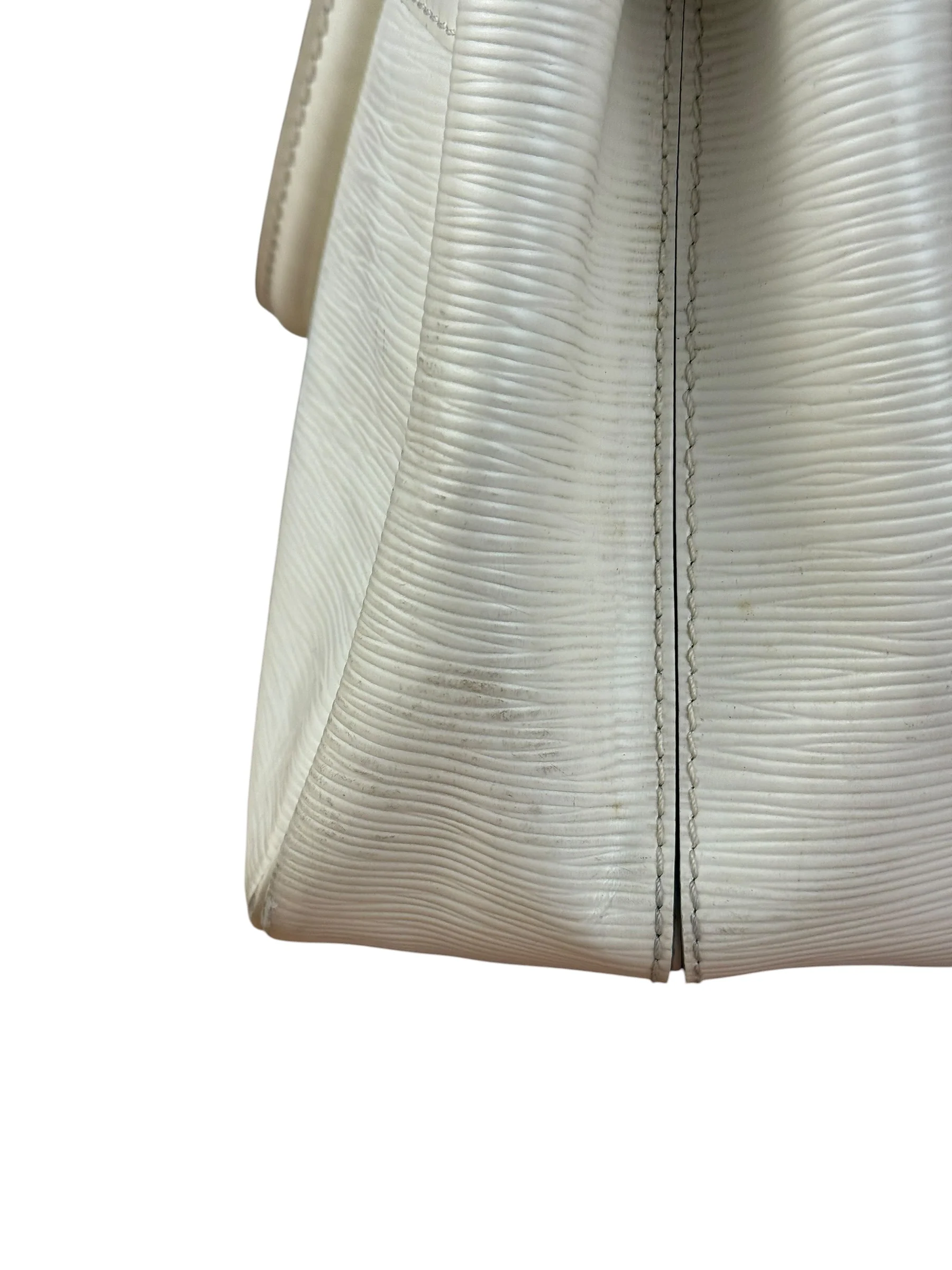 Louis Vuitton White Epi Passy Bag - Image 7