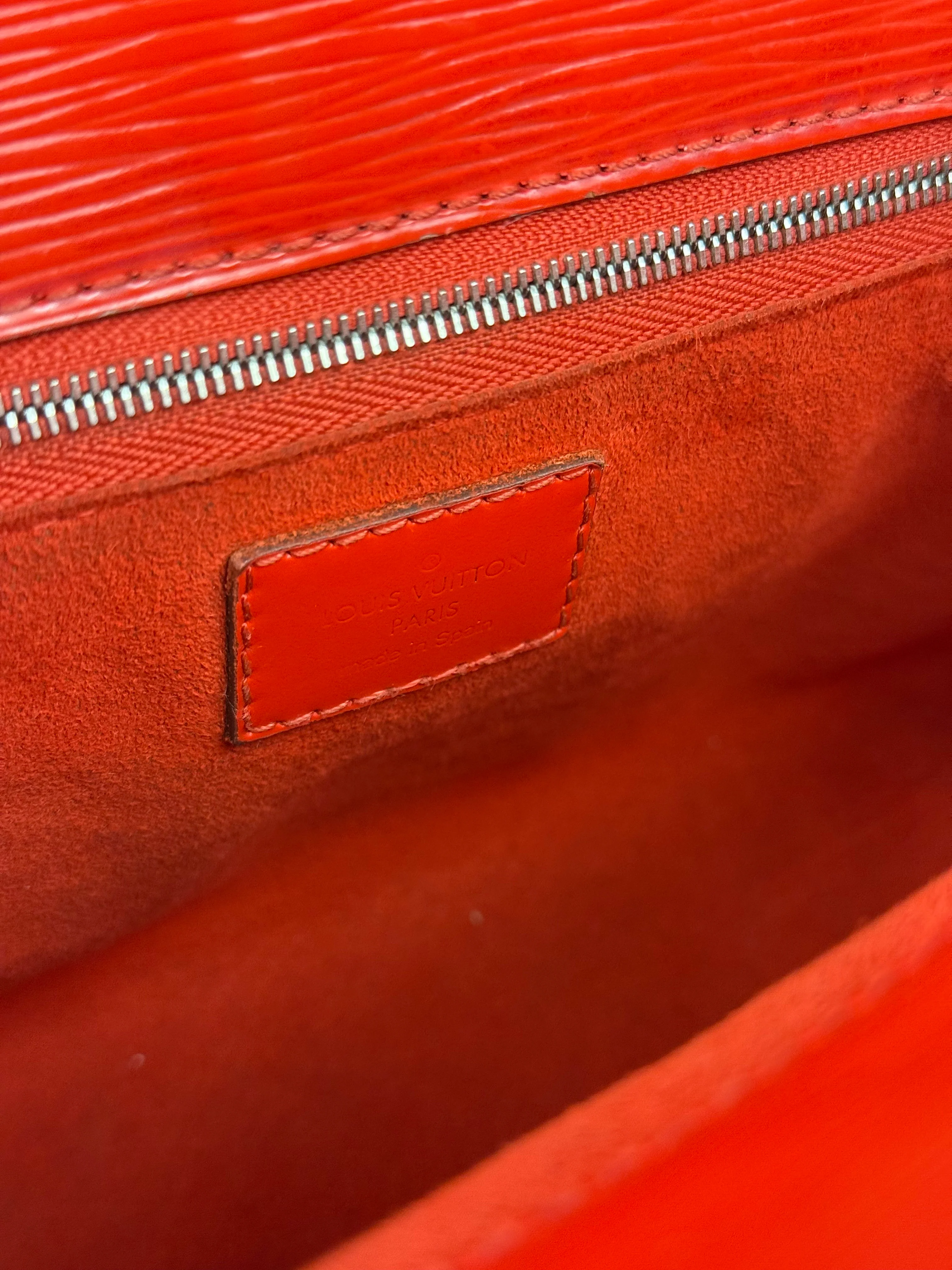Louis Vuitton Red Epi Marly BB Handbag (No Strap) - Image 20