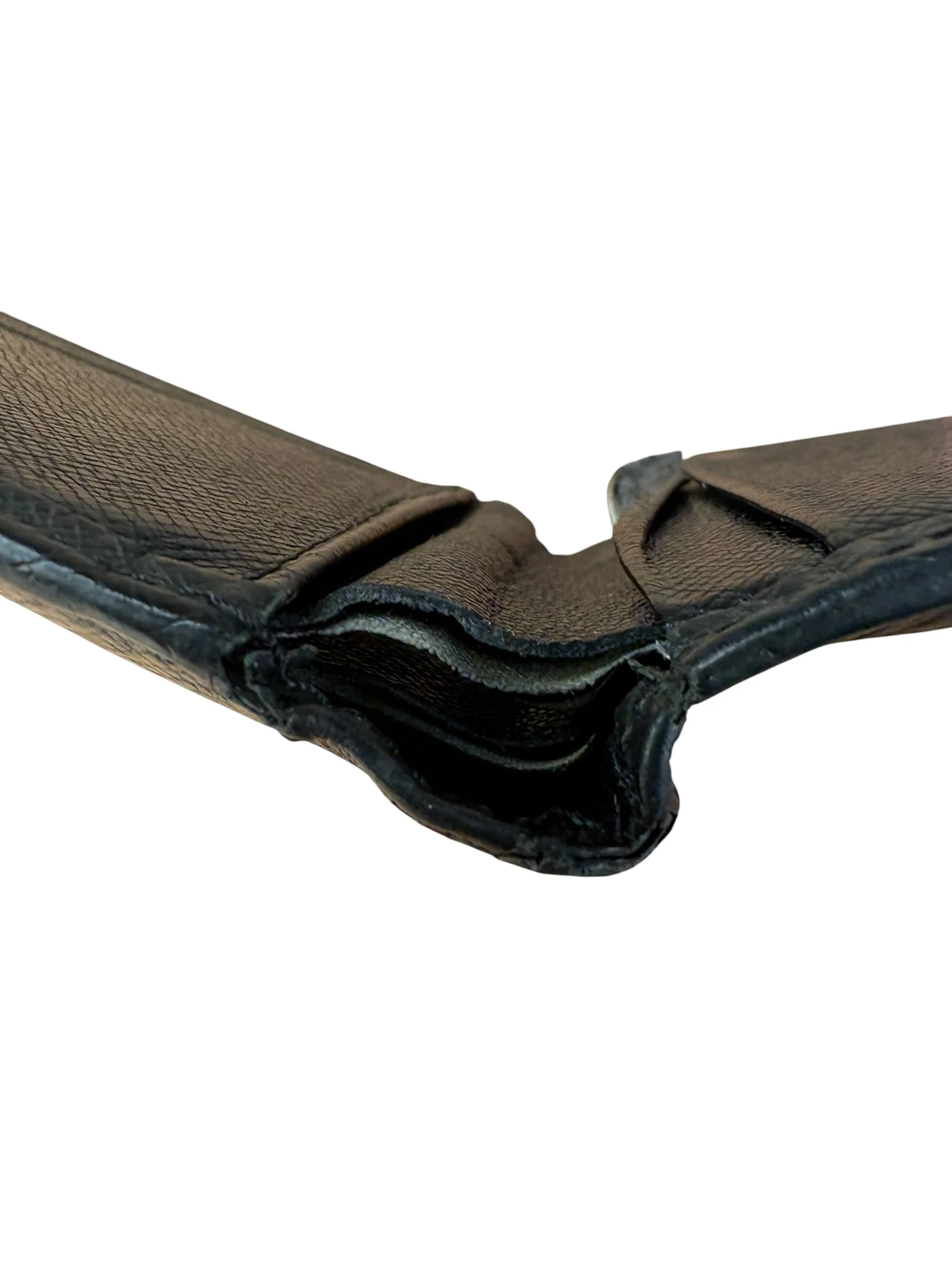 Louis Vuitton Taiga Leather Bifold Wallet - Image 2