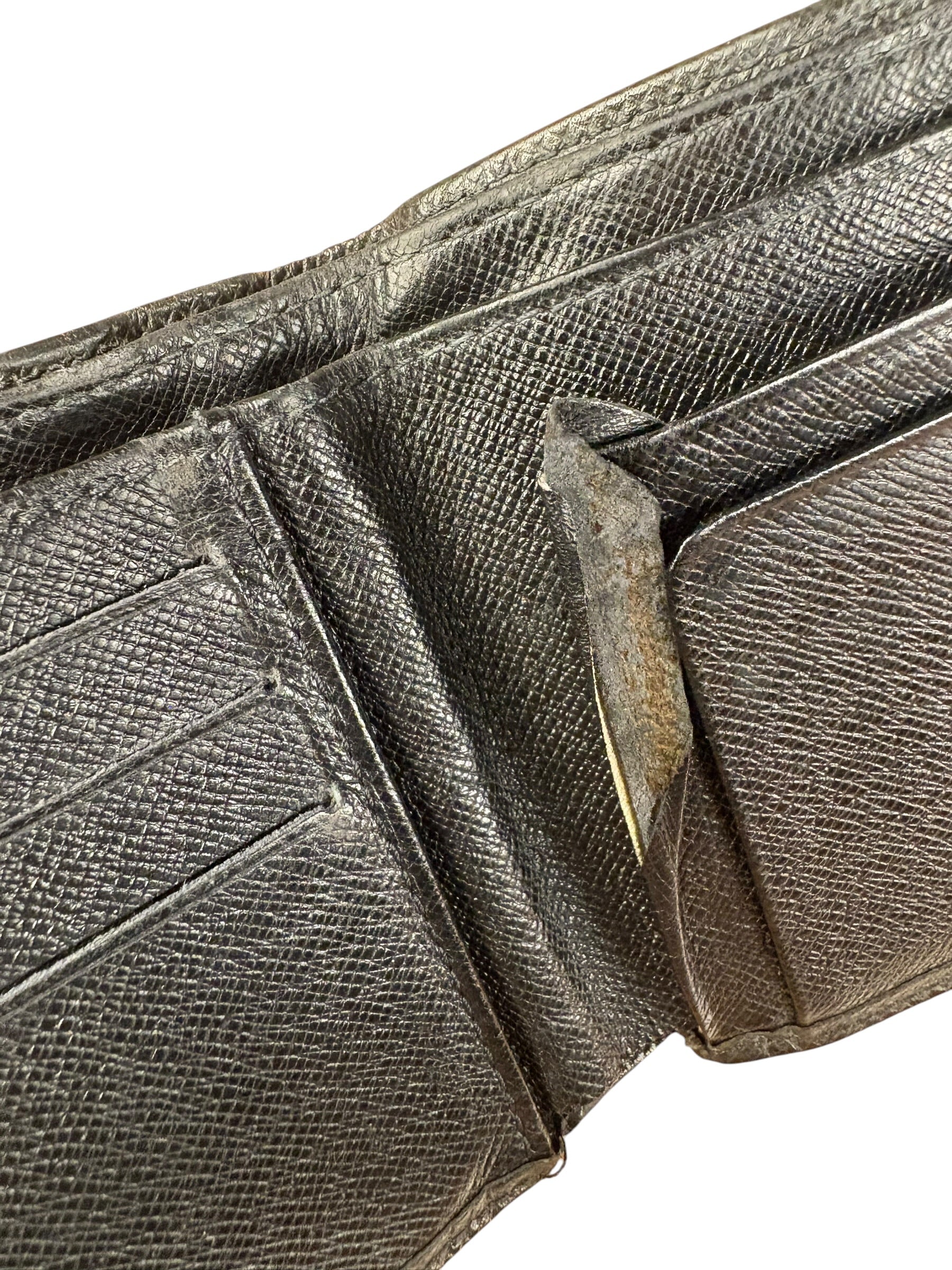 Louis Vuitton Taiga Leather Bifold Wallet - Image 7