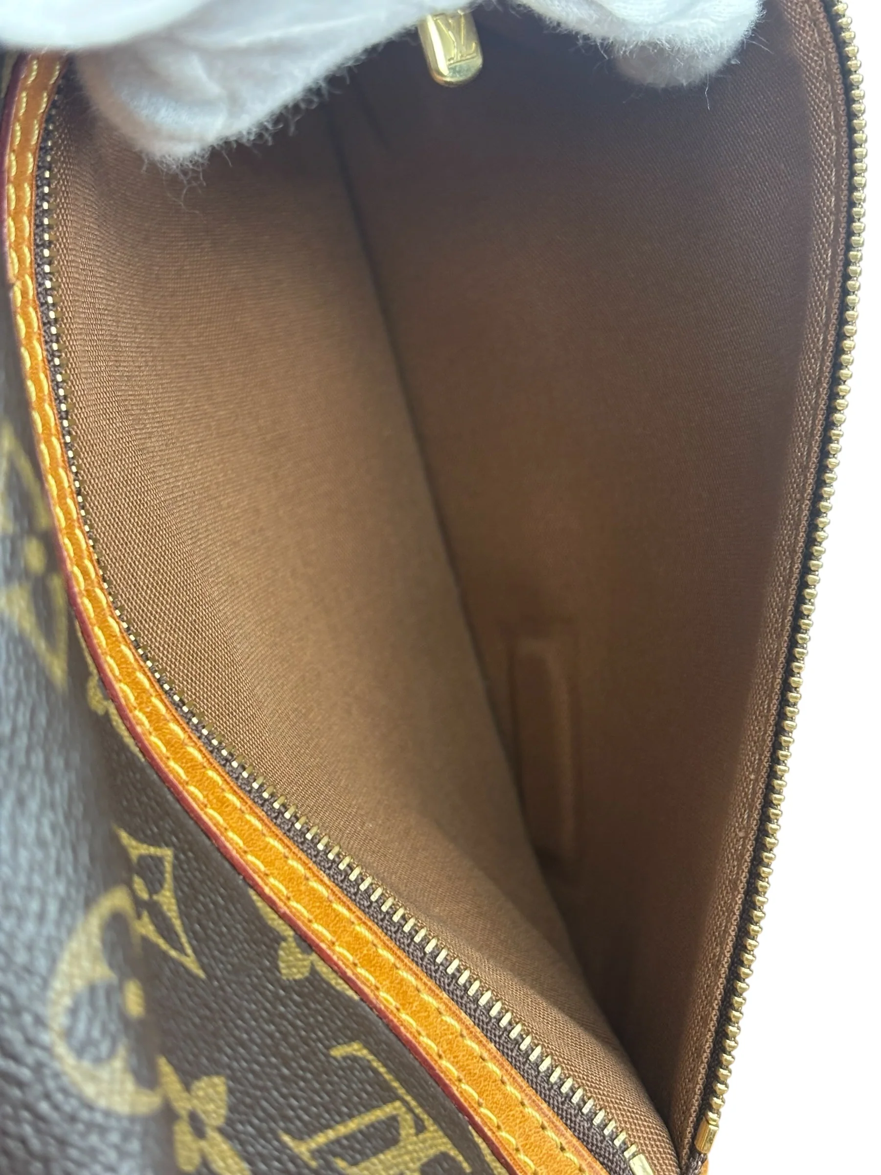 Louis Vuitton Vintage Monogram Bosphore PM Messenger - Image 13