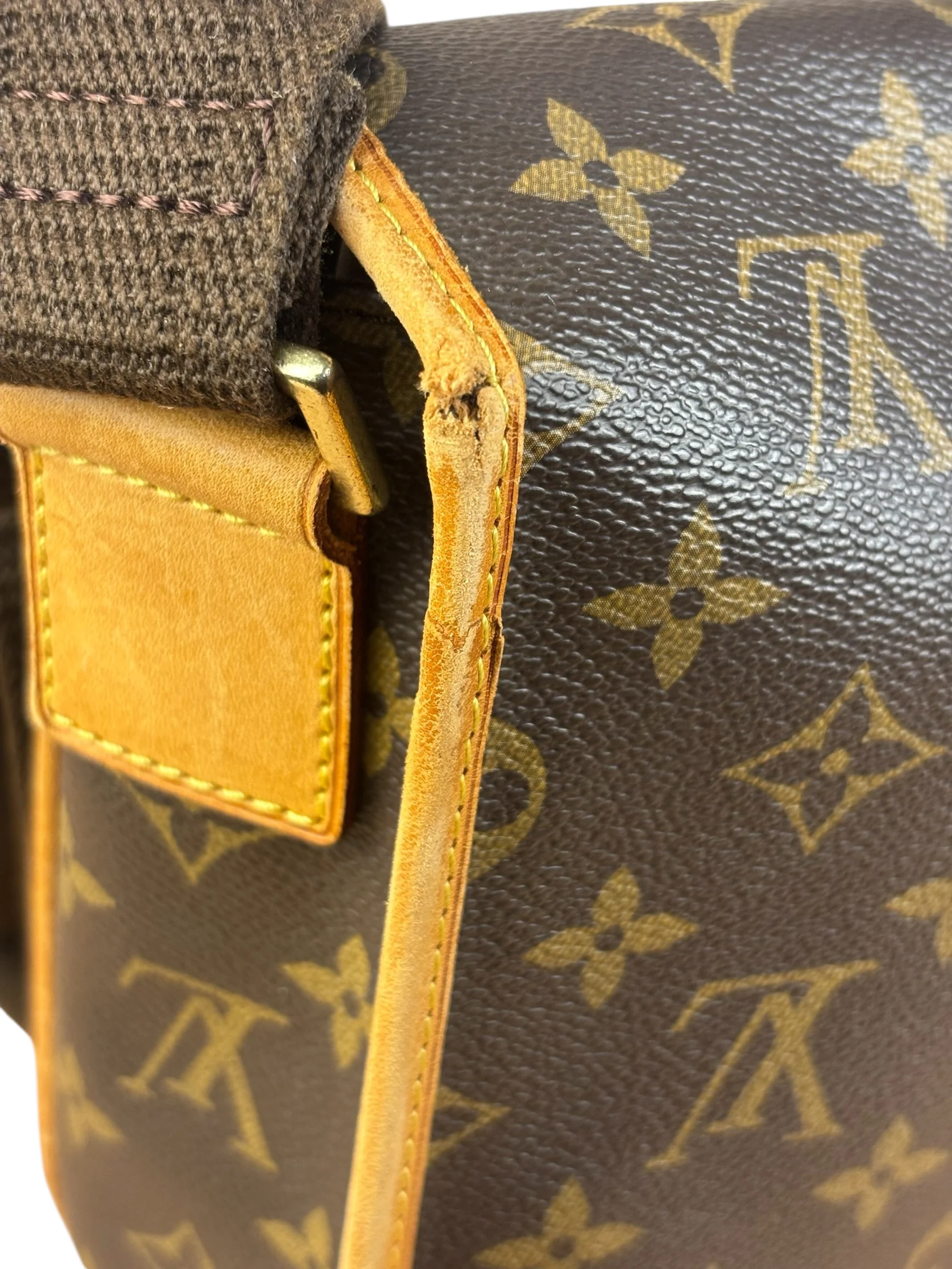 Louis Vuitton Vintage Monogram Bosphore PM Messenger - Image 20