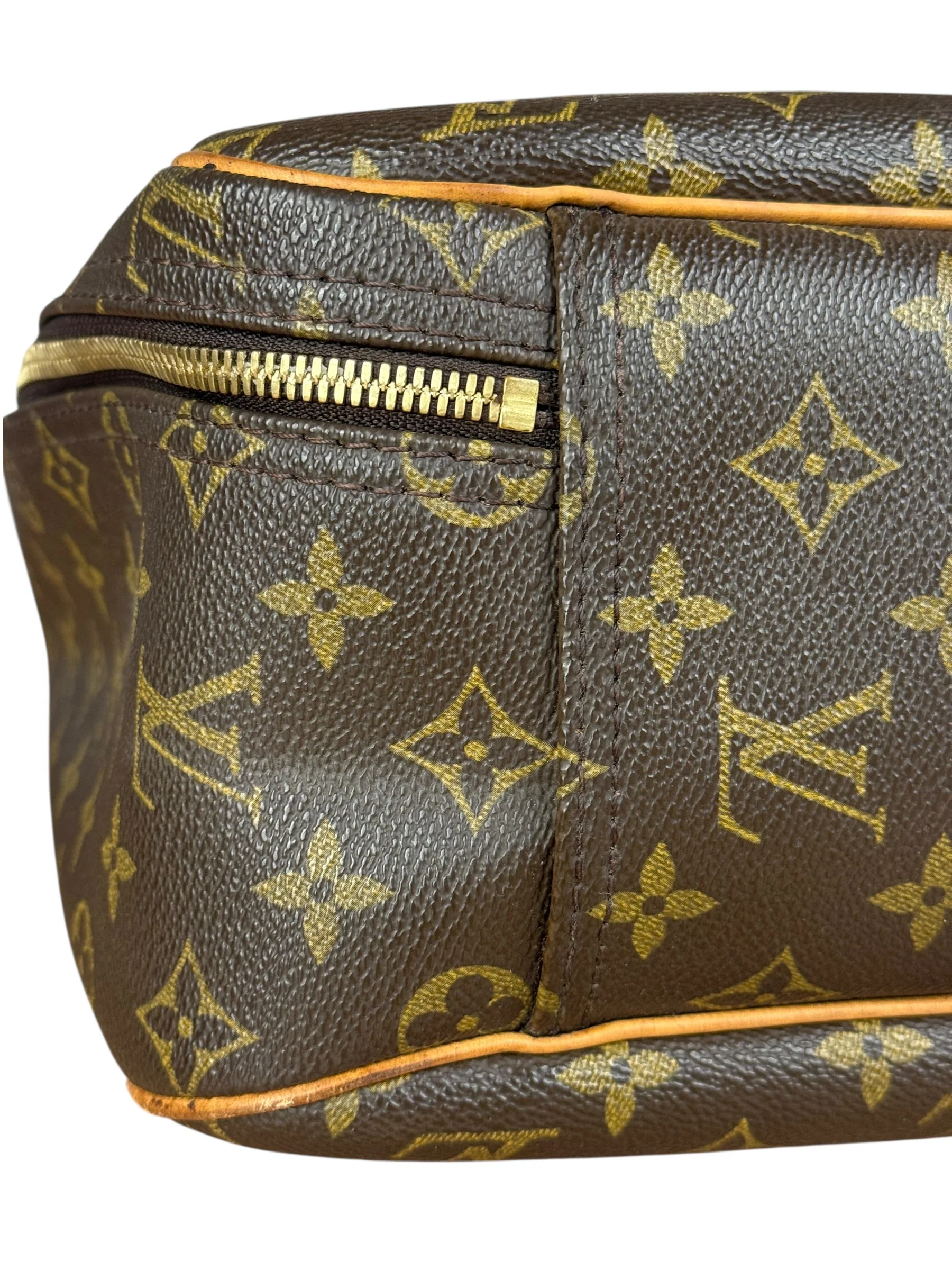 Louis Vuitton Vintage Monogram Excursion Top Handle Bag - Image 14
