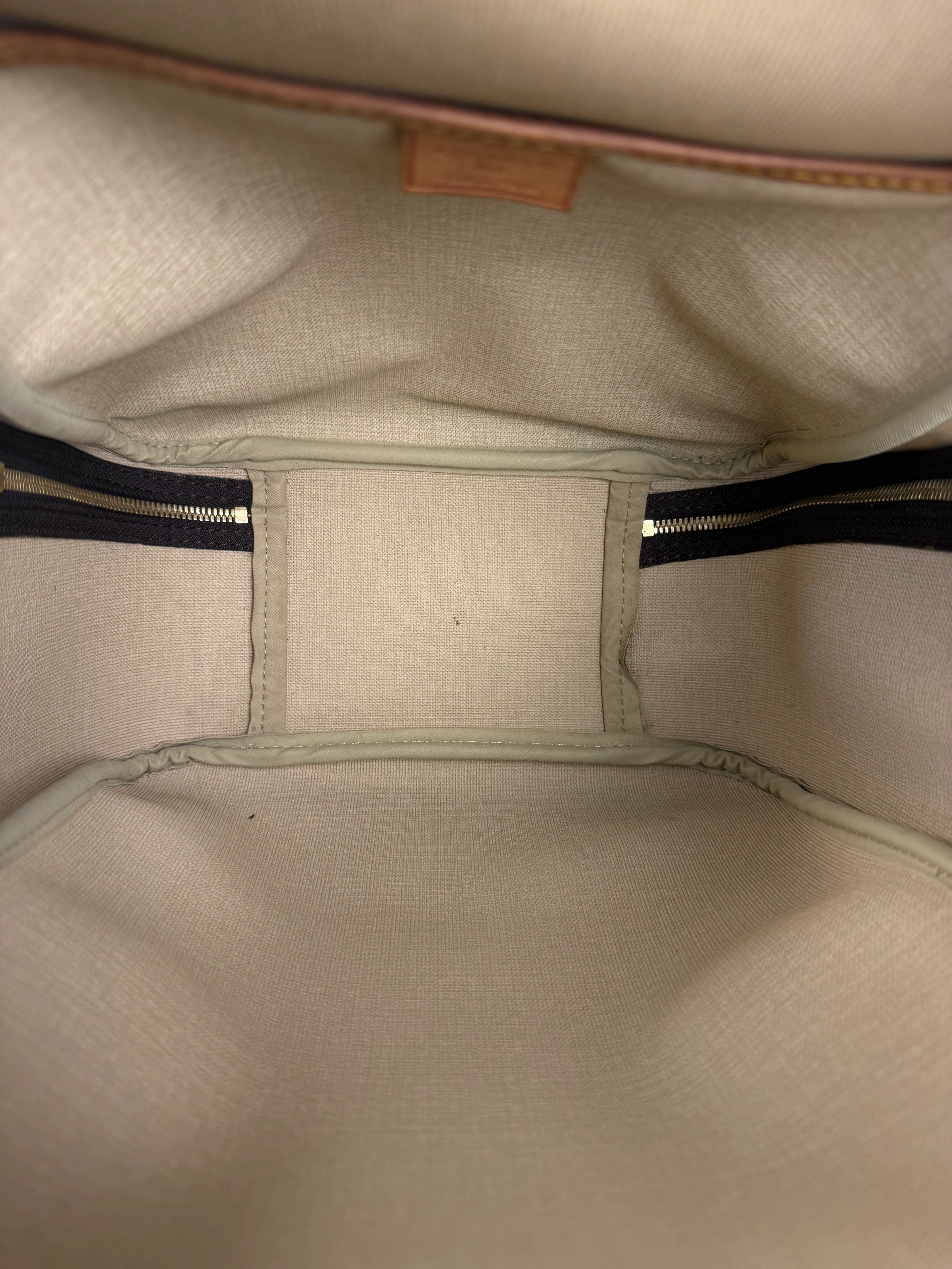 Louis Vuitton Vintage Monogram Excursion Top Handle Bag - Image 17