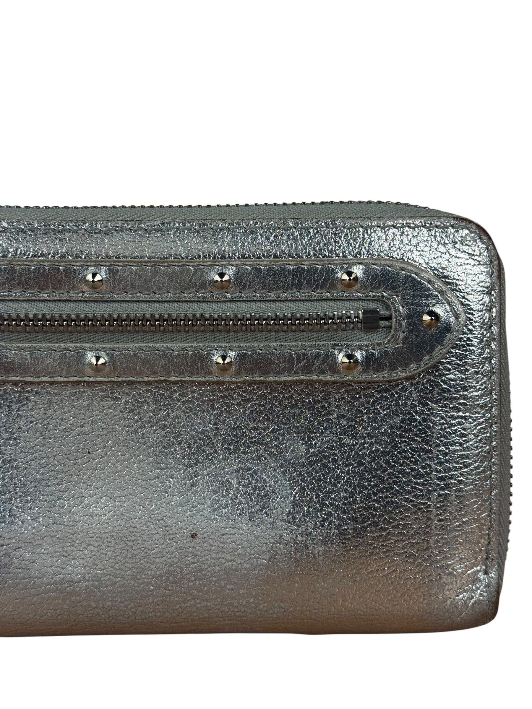 Louis Vuitton Vintage Suhali Silver Leather Zippy Wallet - Image 2