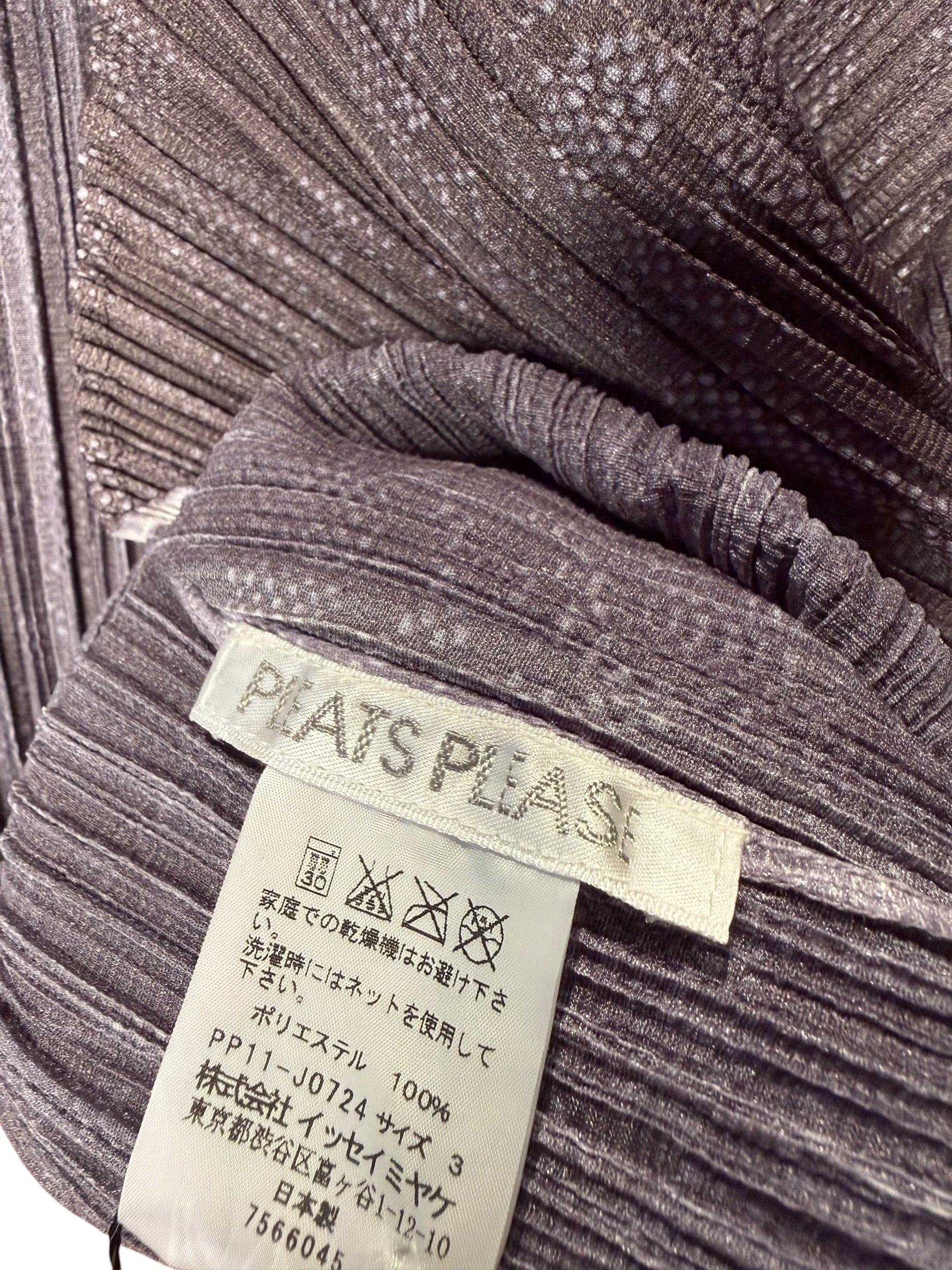 Pleats Please Vintage Printed Jacket - Image 4