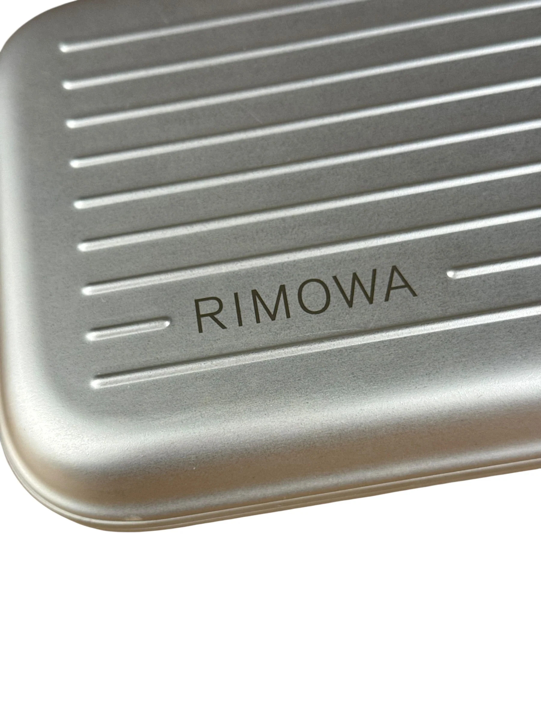 Rimowa Aluminium Personal Sling Clutch Silver - Image 11