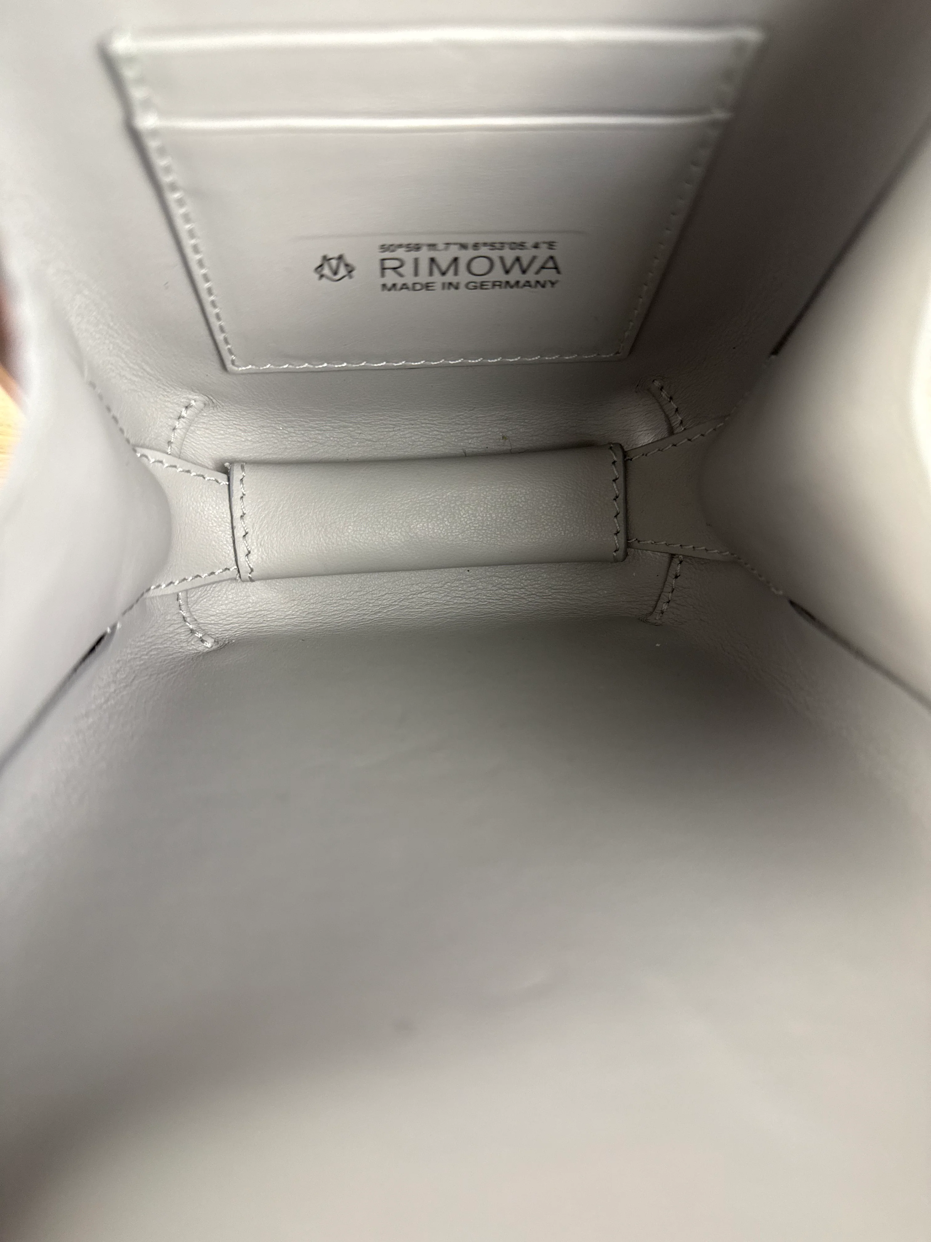 Rimowa Aluminium Personal Sling Clutch Silver - Image 19