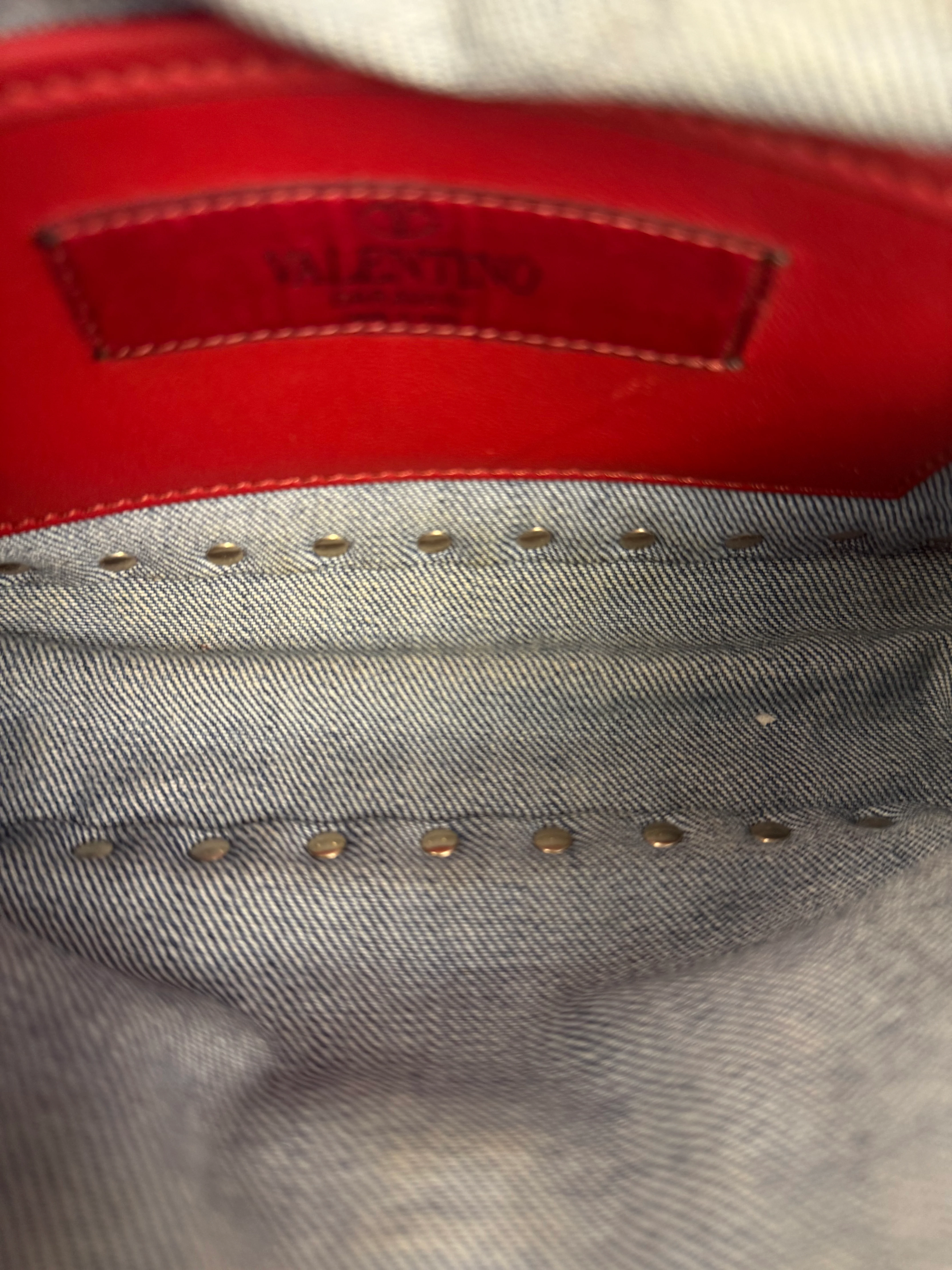 Valentino Garavani Denim Rockstud Spike Shoulder Bag - Image 14