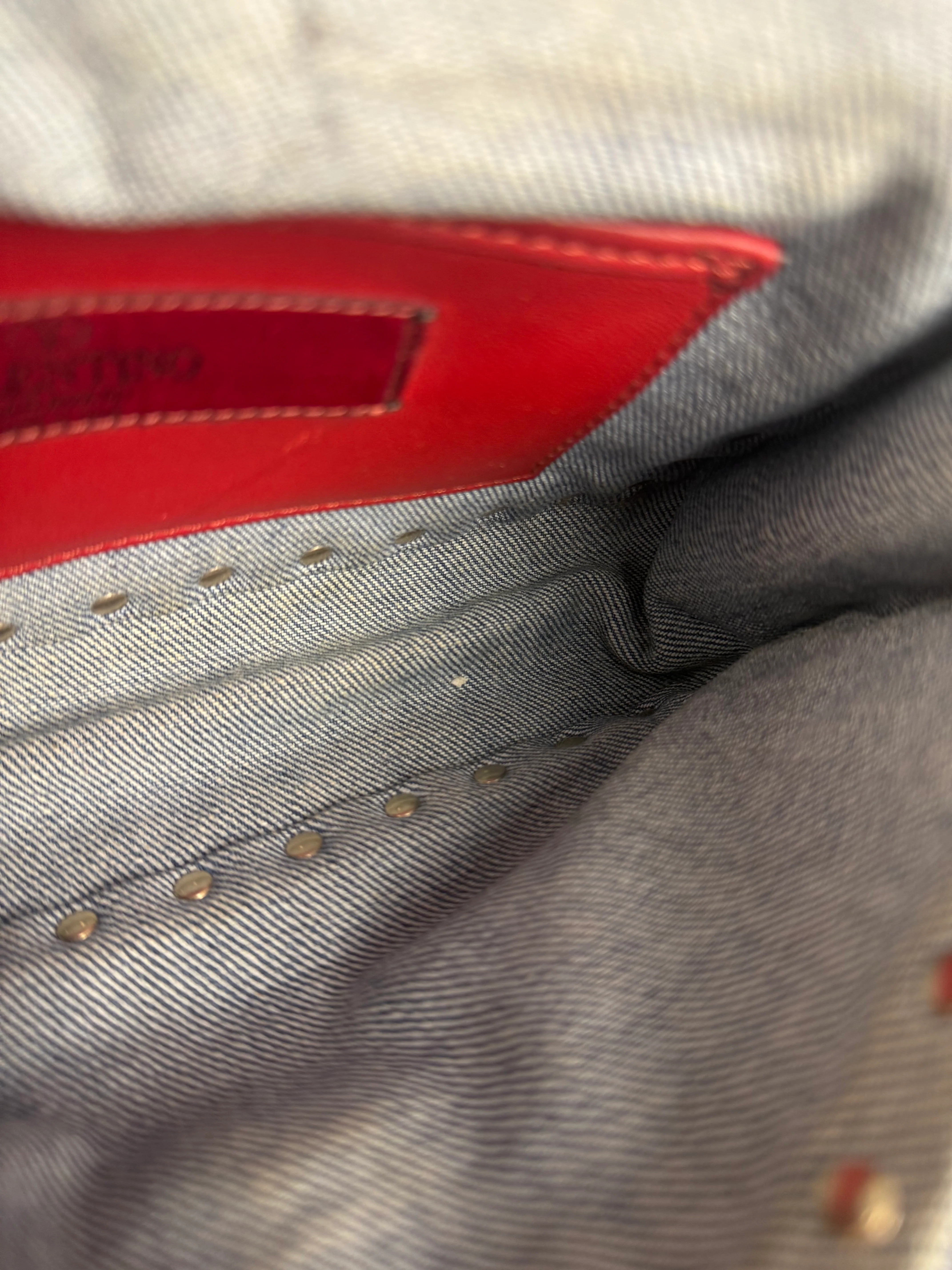 Valentino Garavani Denim Rockstud Spike Shoulder Bag - Image 15