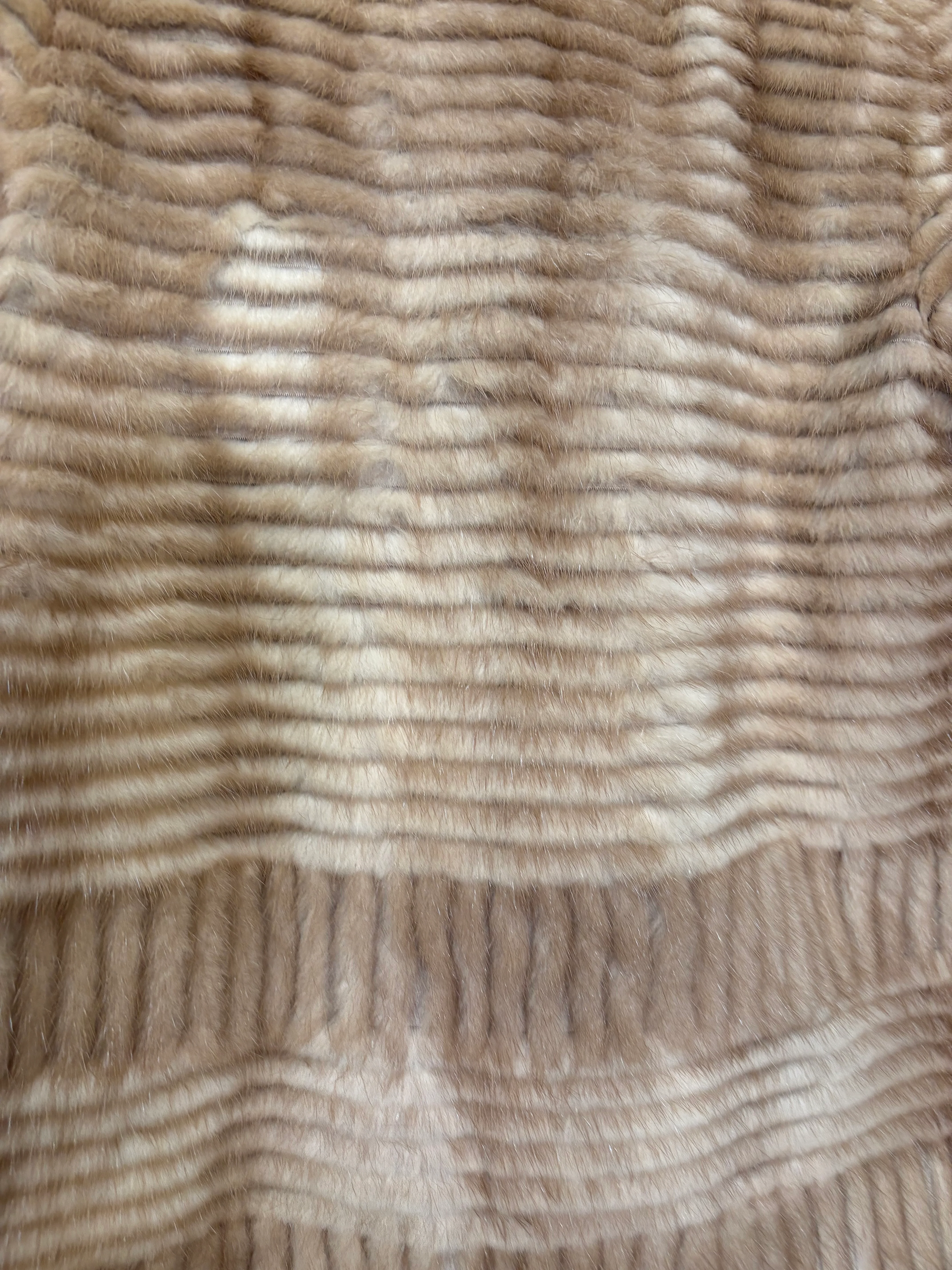 Vintage Stripped Ivory Mink Fur Coat - Image 3