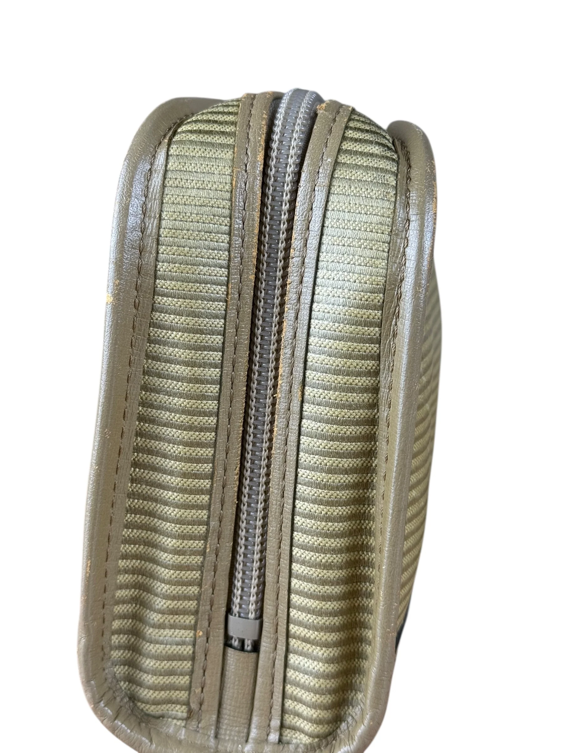 YSL Vintage Grey Leather Travel Pouch - Image 10