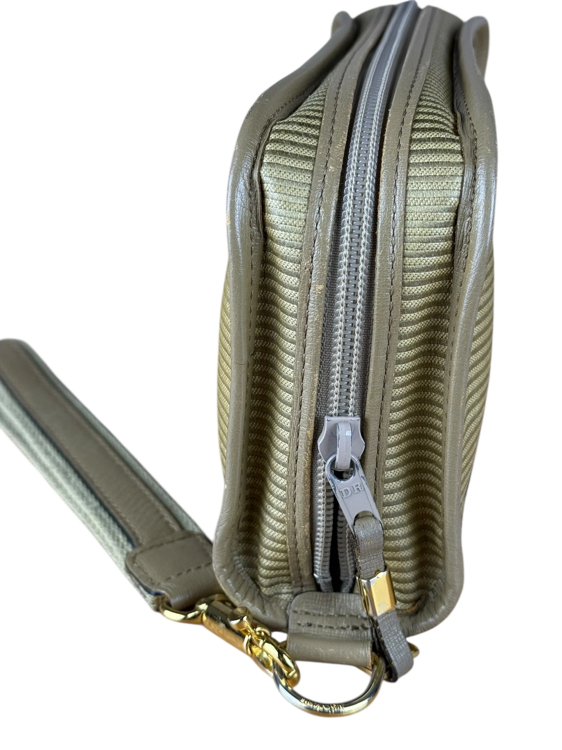 YSL Vintage Grey Leather Travel Pouch - Image 15