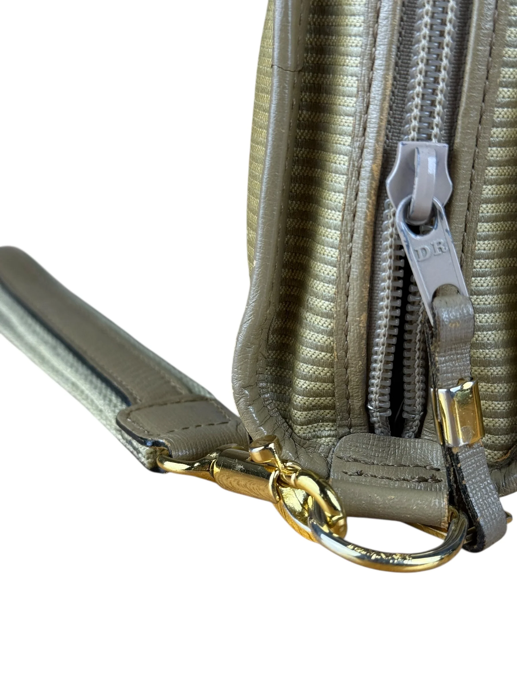 YSL Vintage Grey Leather Travel Pouch - Image 19