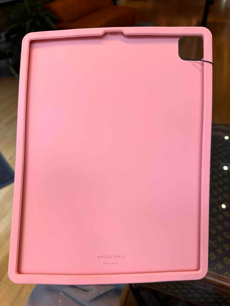 Bottega Pink Silicone iPad Case - Image 3