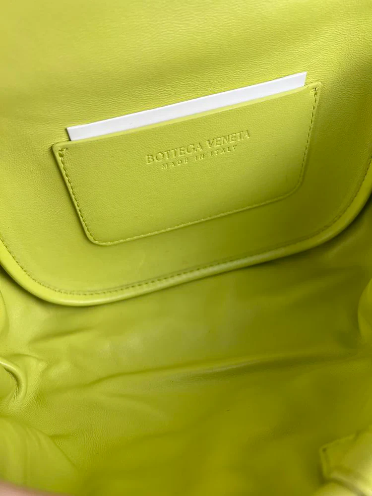 Bottega Veneta Beak Crossbody Bag - Image 8