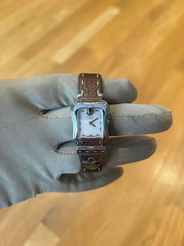 Fendi 22mm Stainless Steel Leather Strap Watch Mother of Pearl Dial - Image 9