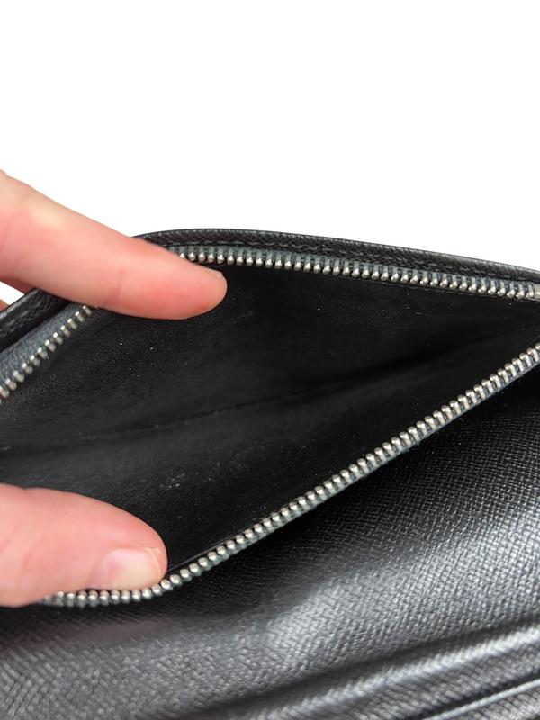 Louis Vuitton Black Epi Long Bifold Wallet - Image 6