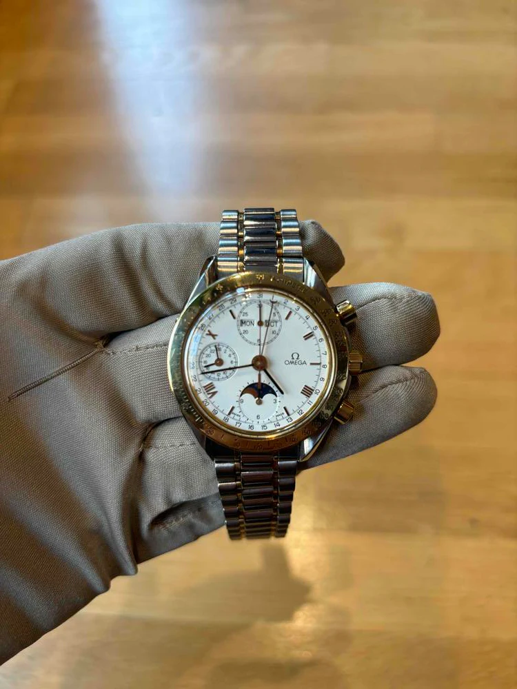 Omega Speedmaster Triple Calendar Moon Phase - Image 4